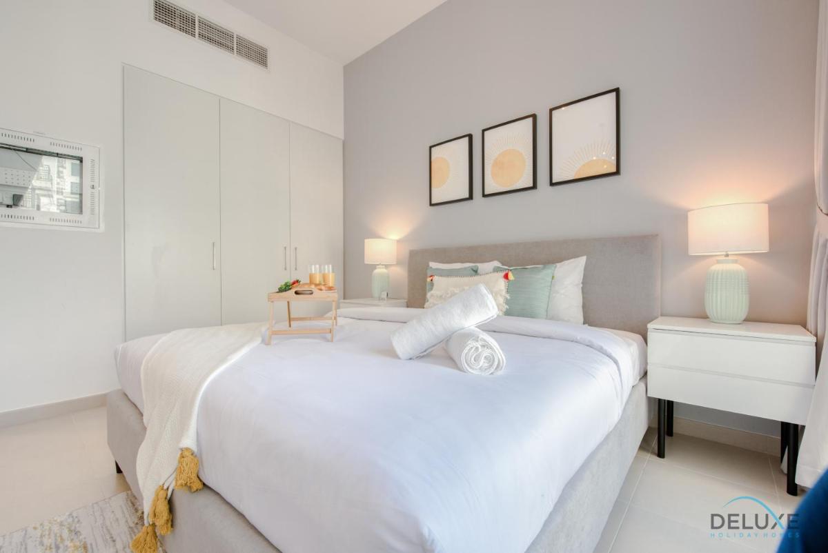 Urban Studio at UNA Town Square Dubailand By Deluxe Holiday Homes