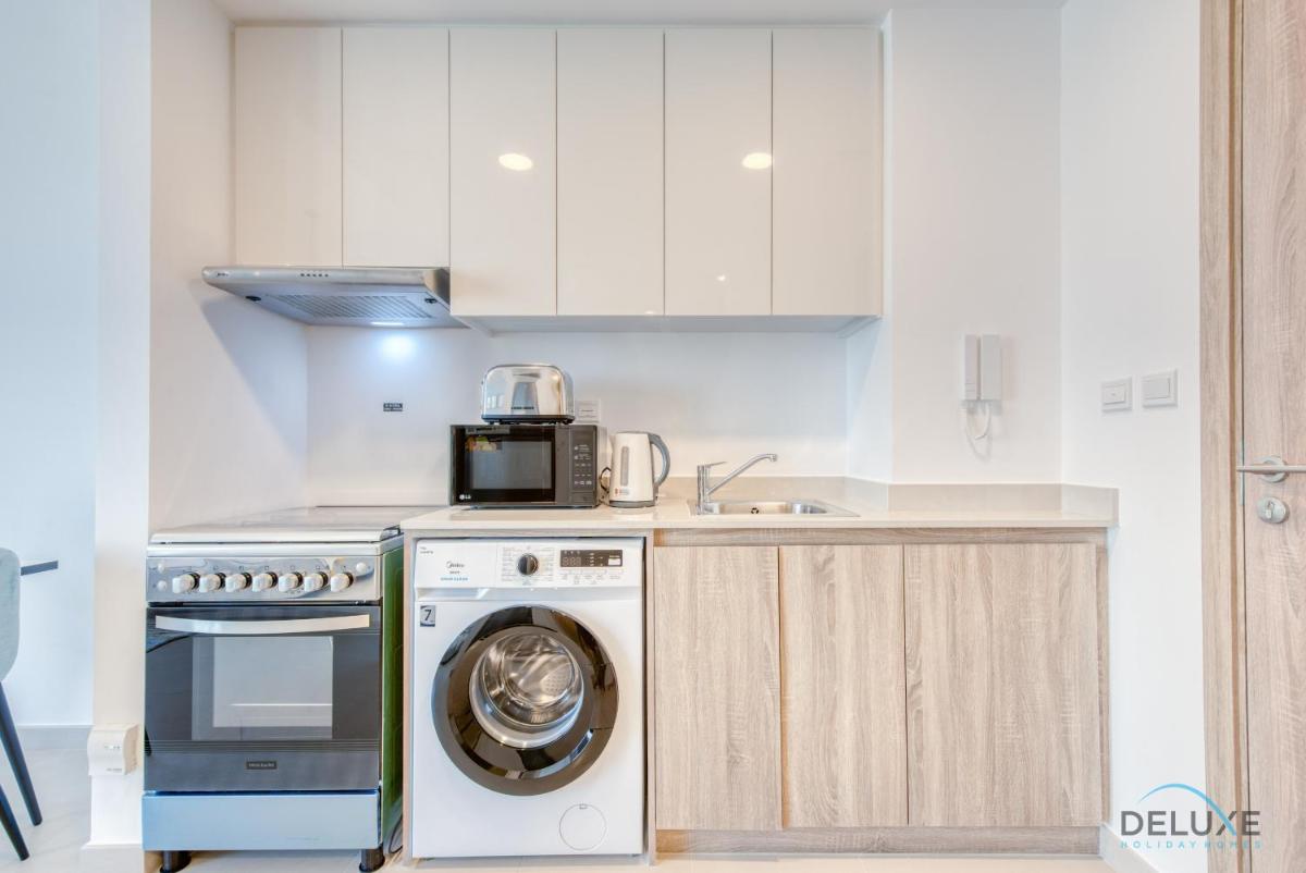 Urban Studio at UNA Town Square Dubailand By Deluxe Holiday Homes