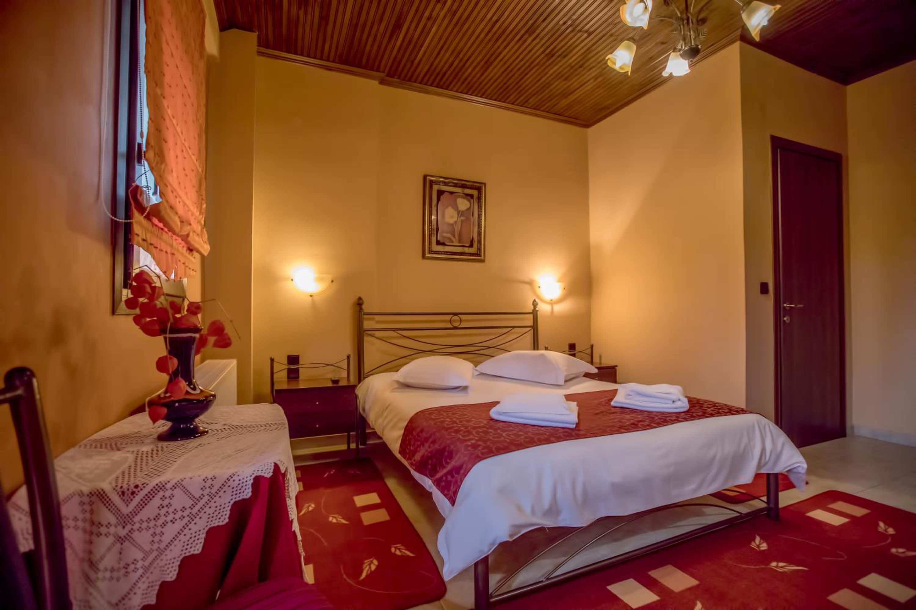 Kynthia Guesthouse