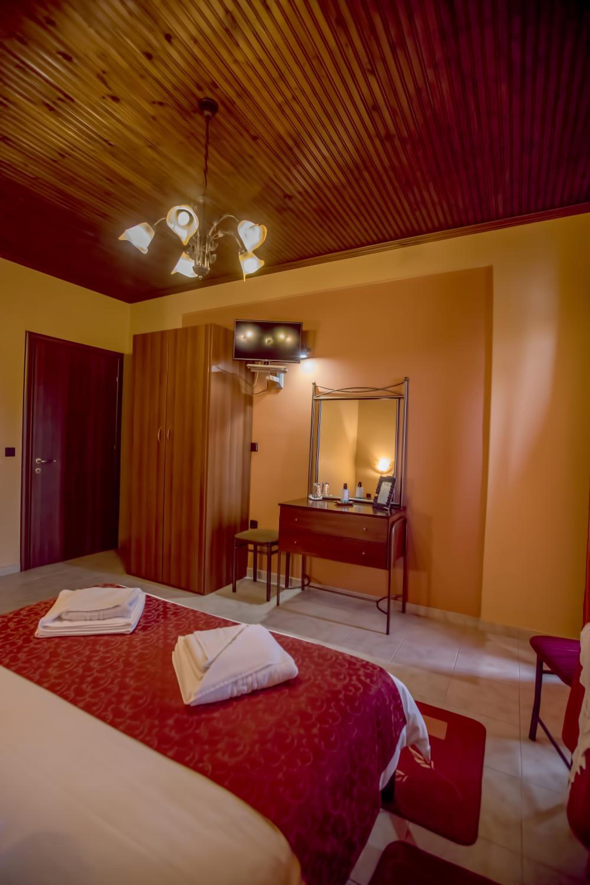 Kynthia Guesthouse