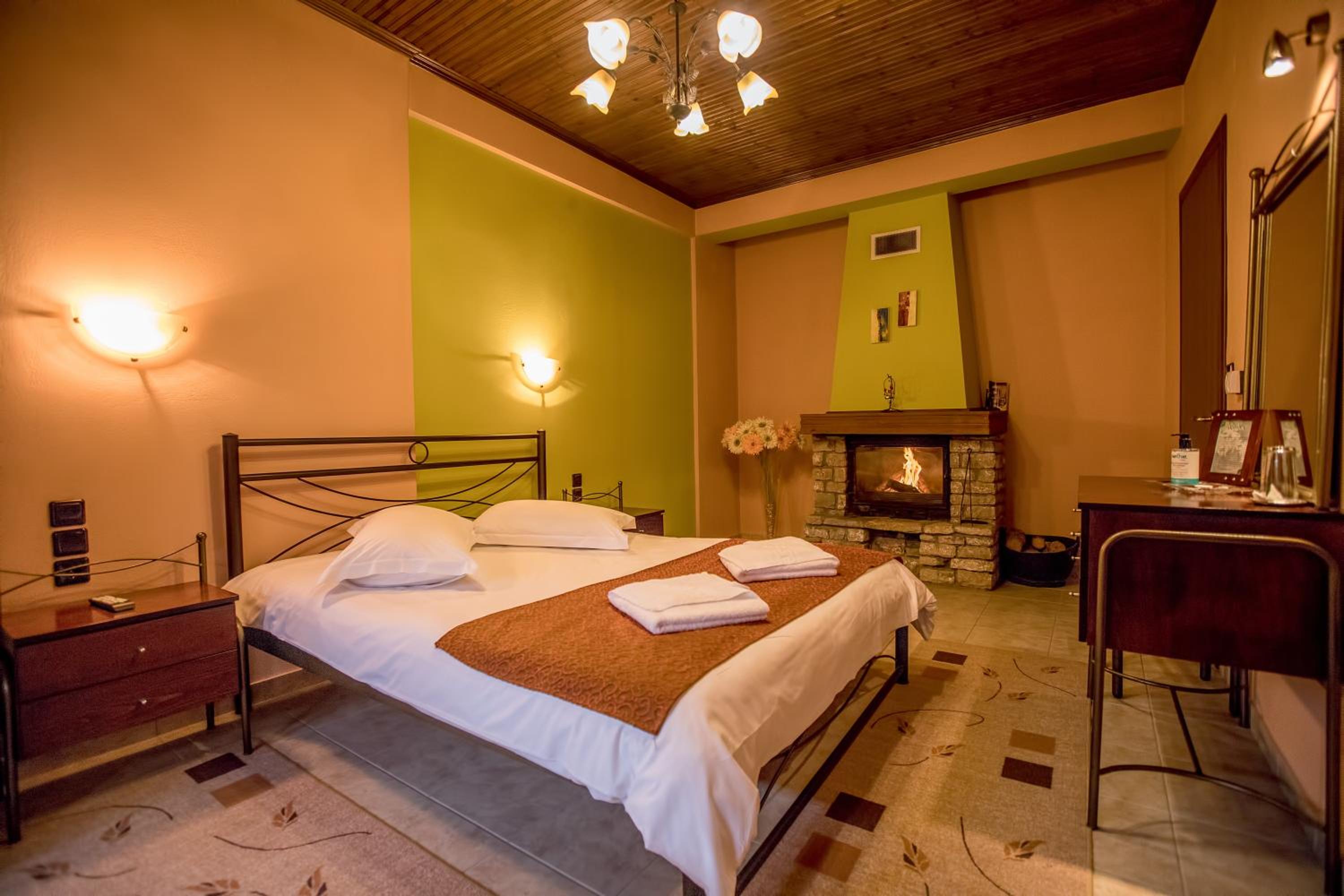 Kynthia Guesthouse