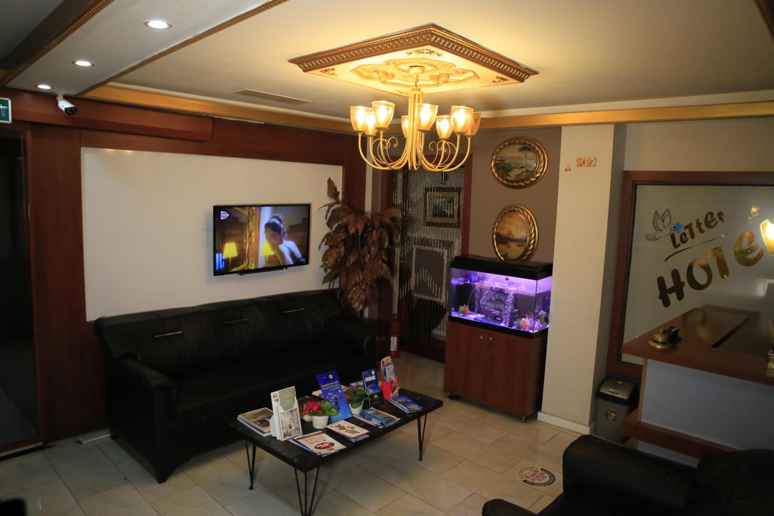 Letter Hotel - Image 11