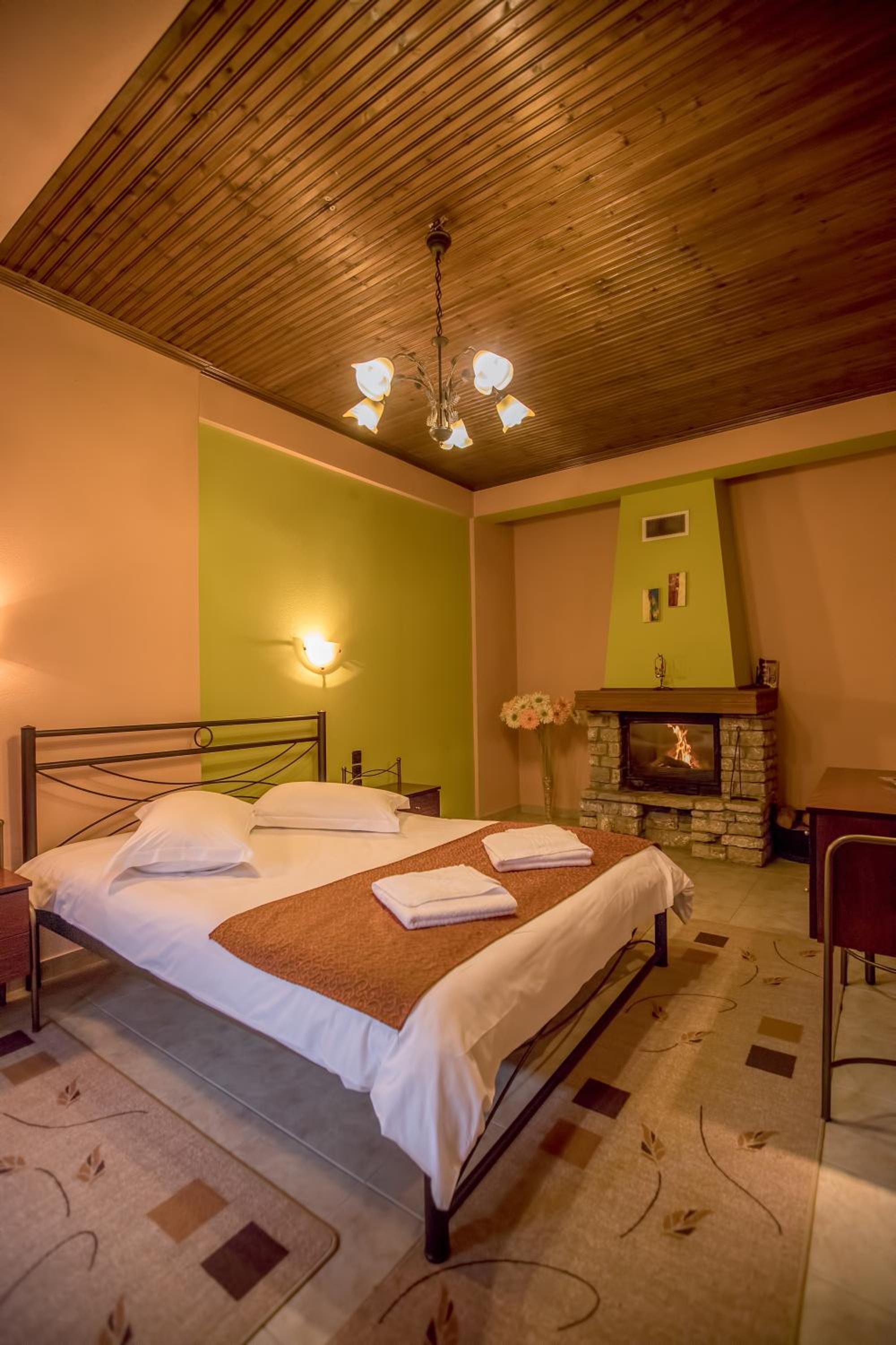 Kynthia Guesthouse