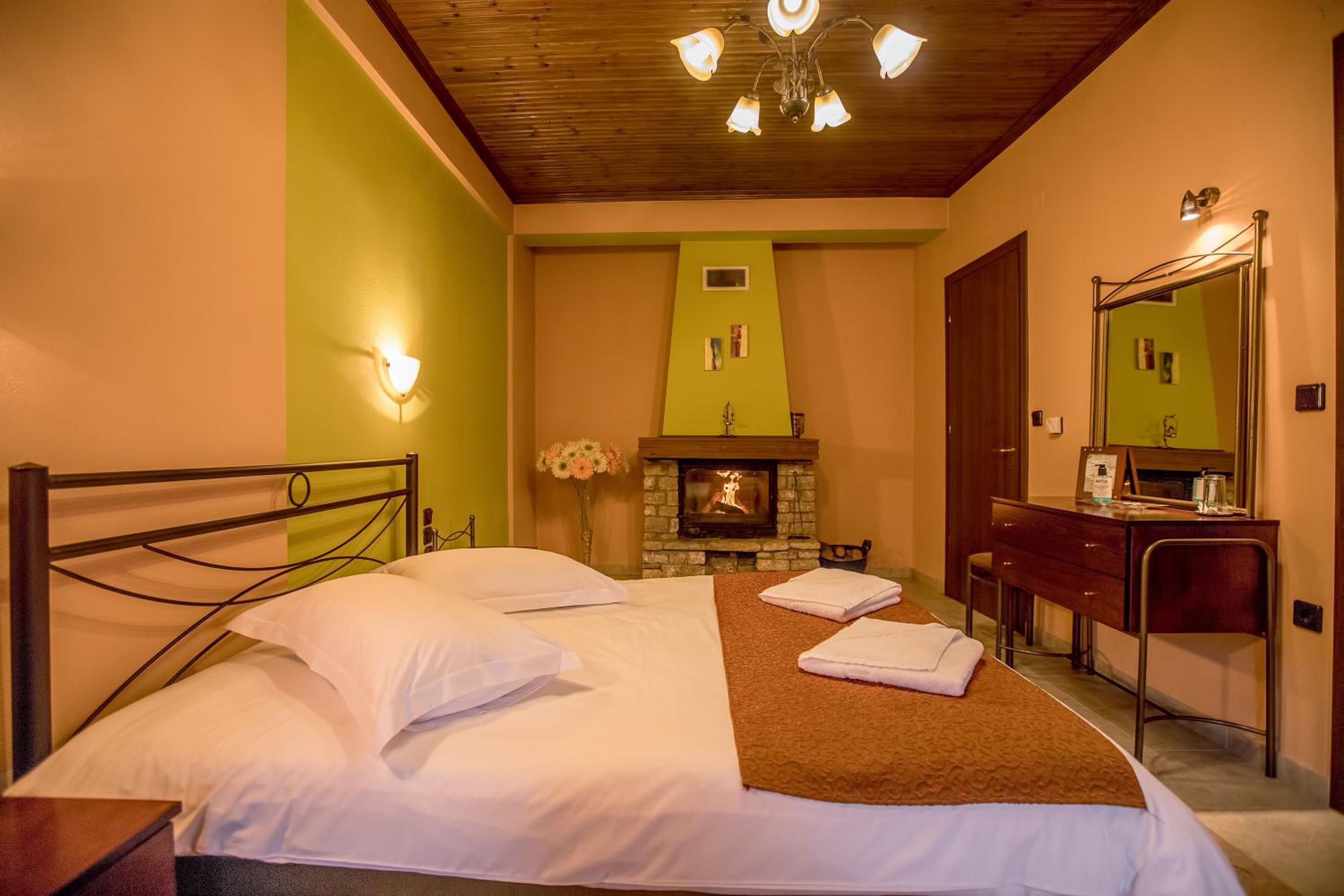 Kynthia Guesthouse