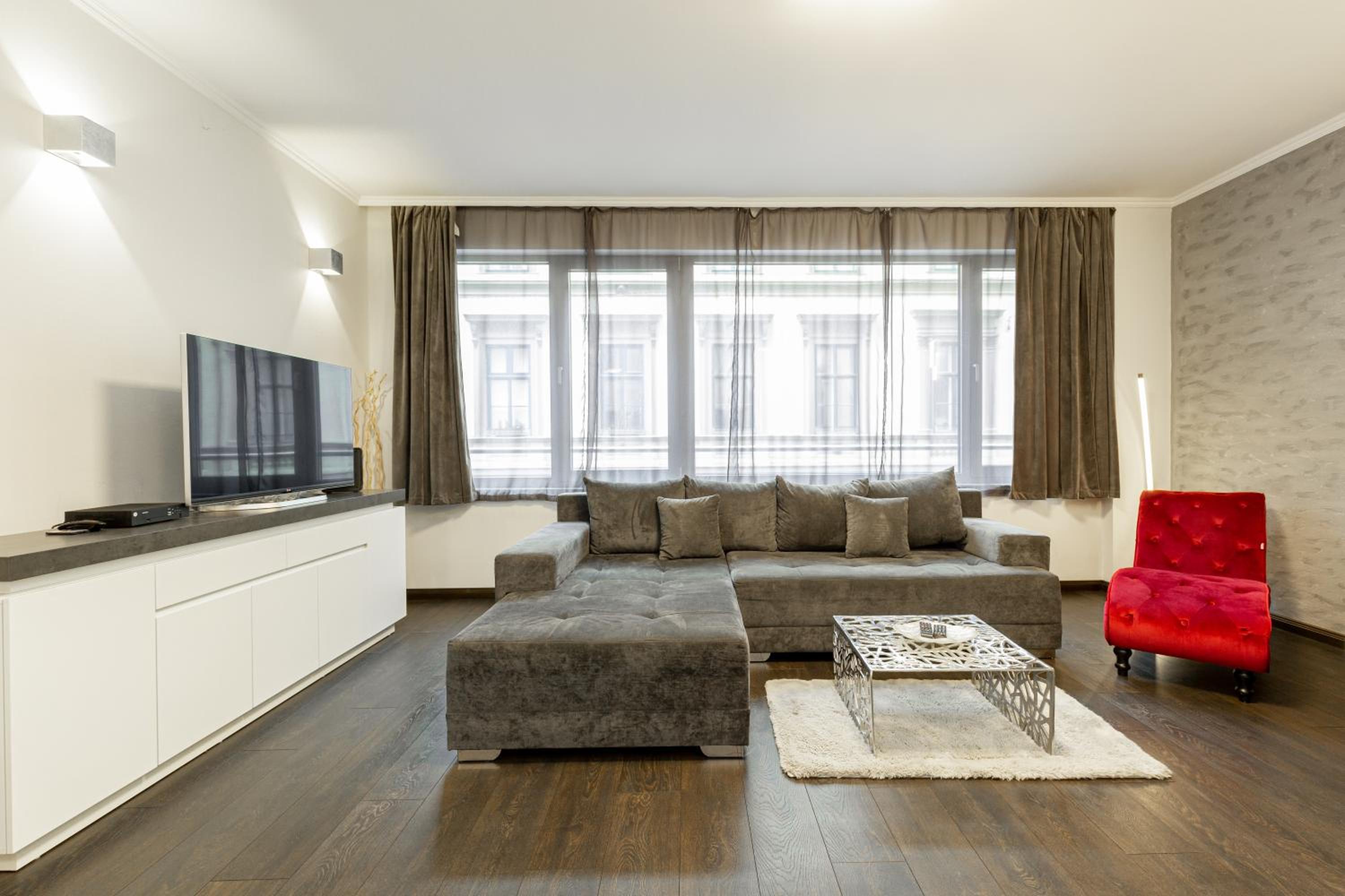 Budapest Holidays Apartments & Spa