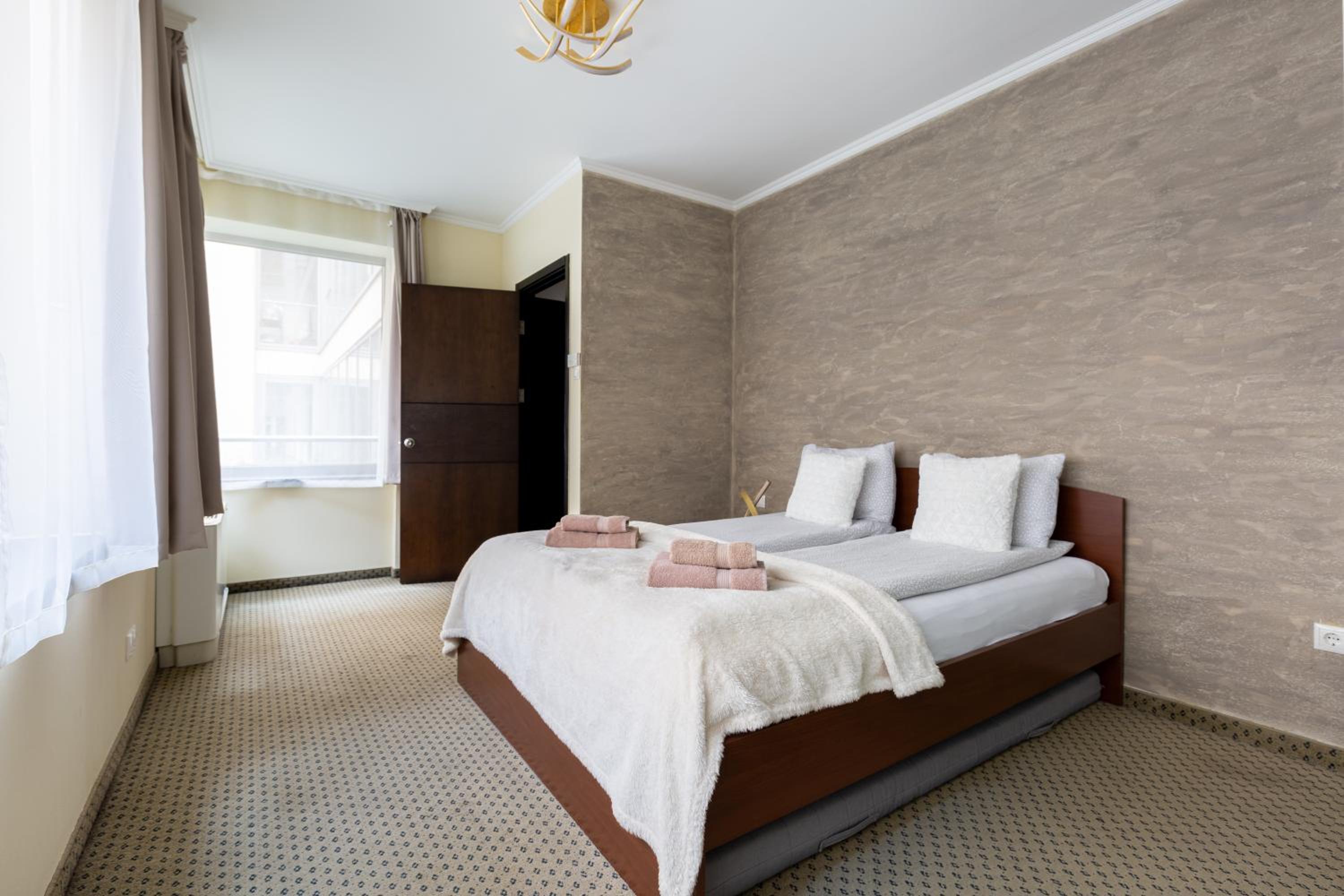 Budapest Holidays Apartments & Spa