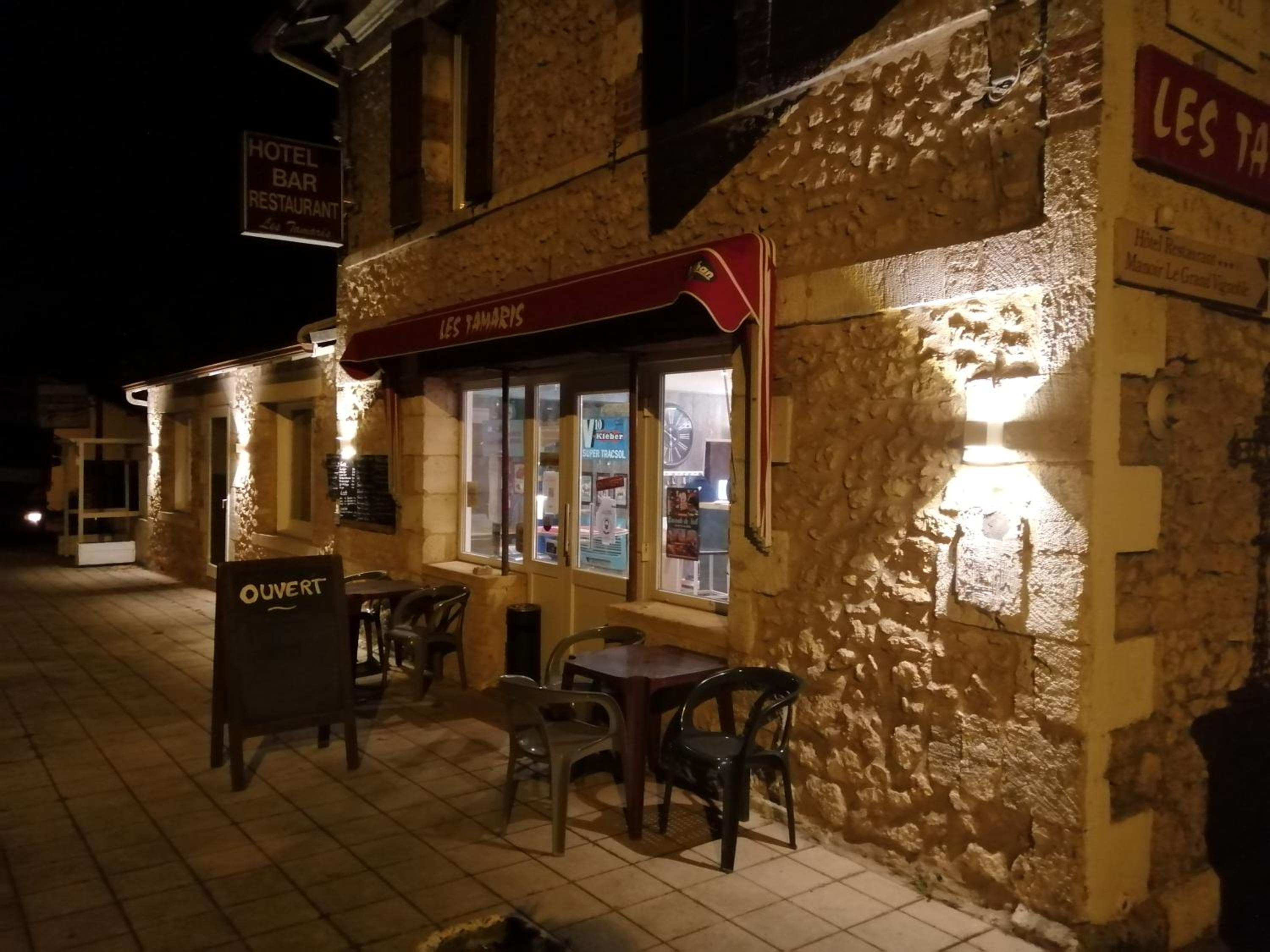restaurant