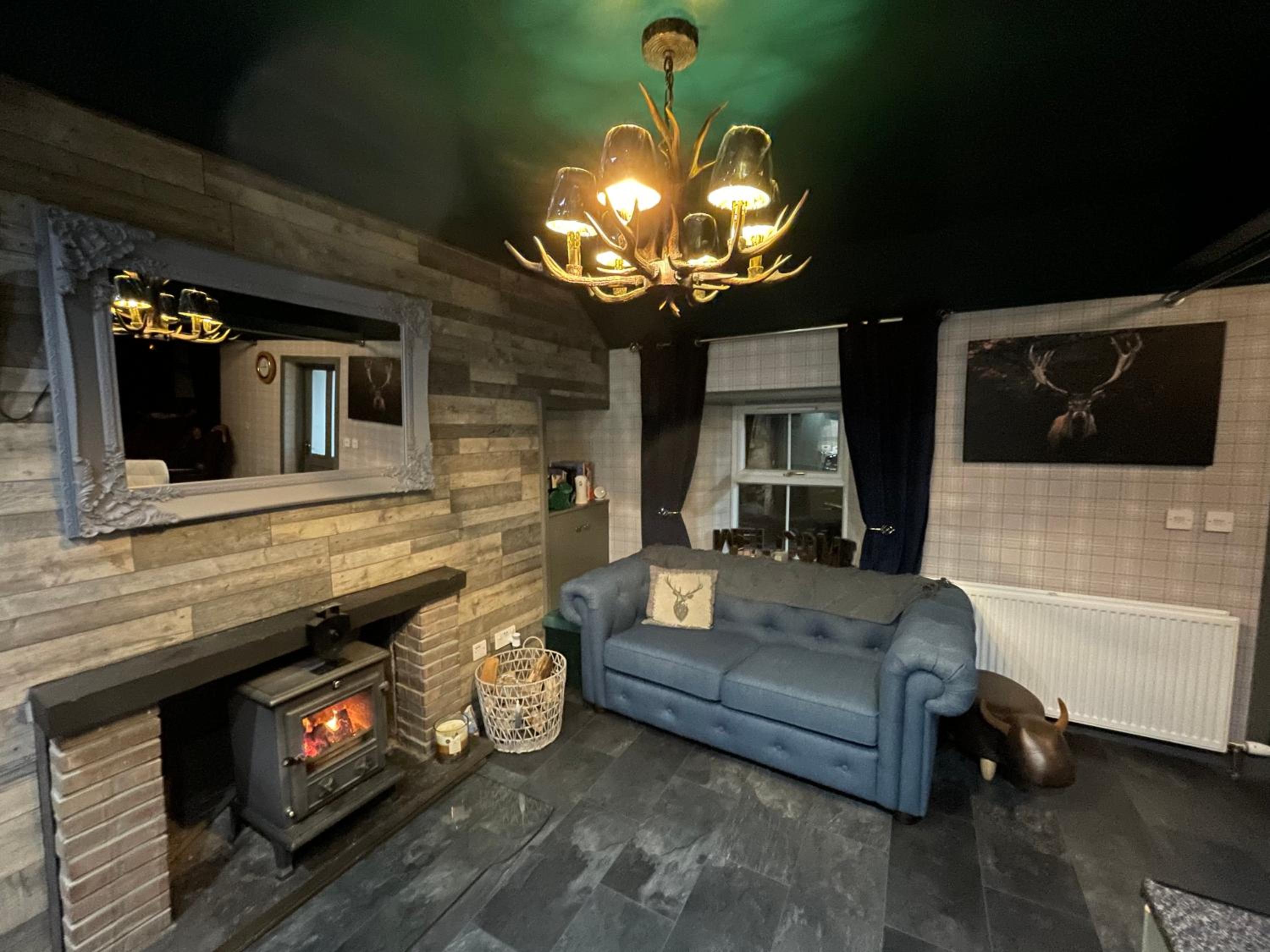 Hotel Taigh Neonach - Image 1