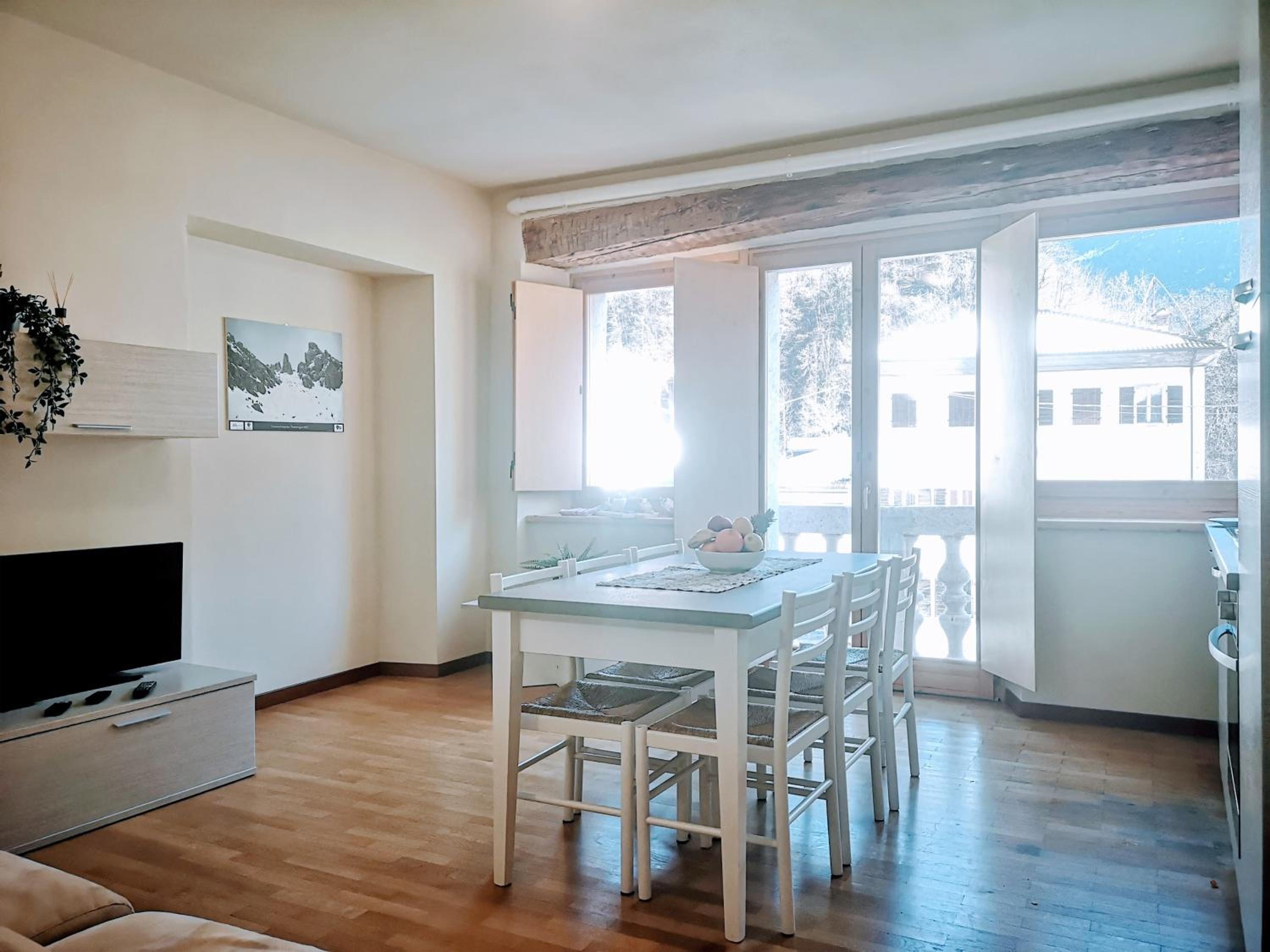 Perarolo Apartments