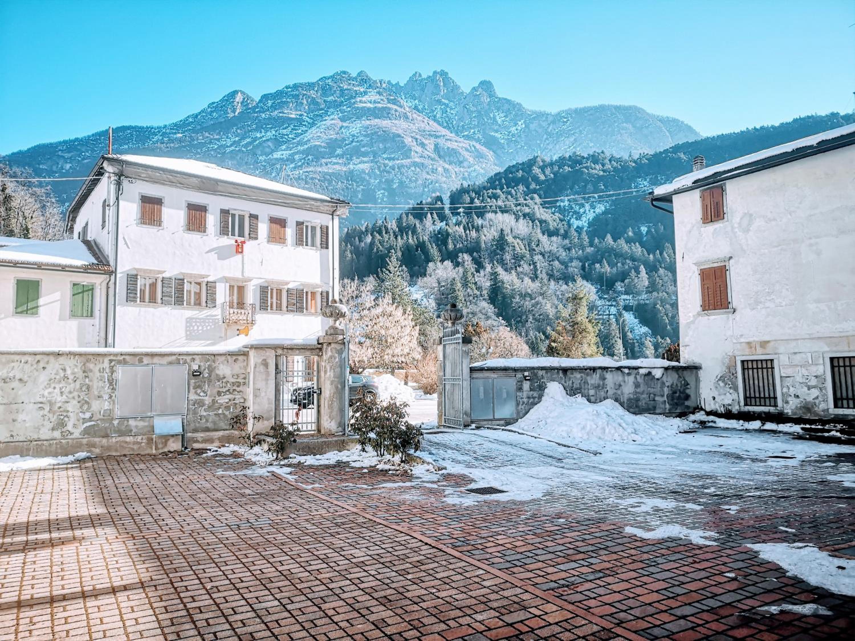 Perarolo Apartments