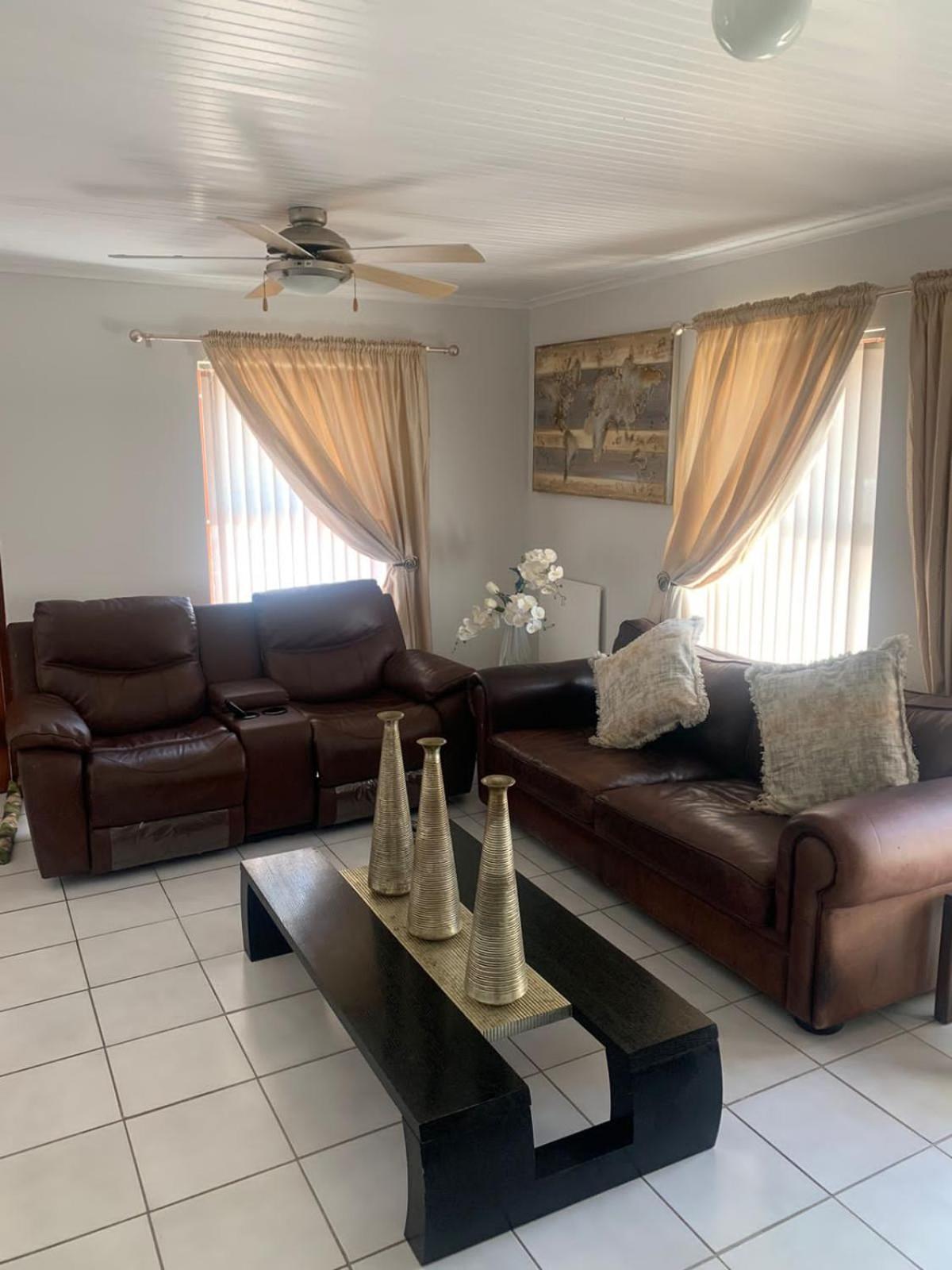 5 bedroom home in Langebaan, located close to Club Mykonos and Laguna Mall view 3