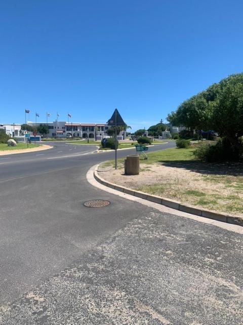 5 bedroom home in Langebaan, located close to Club Mykonos and Laguna Mall view 2