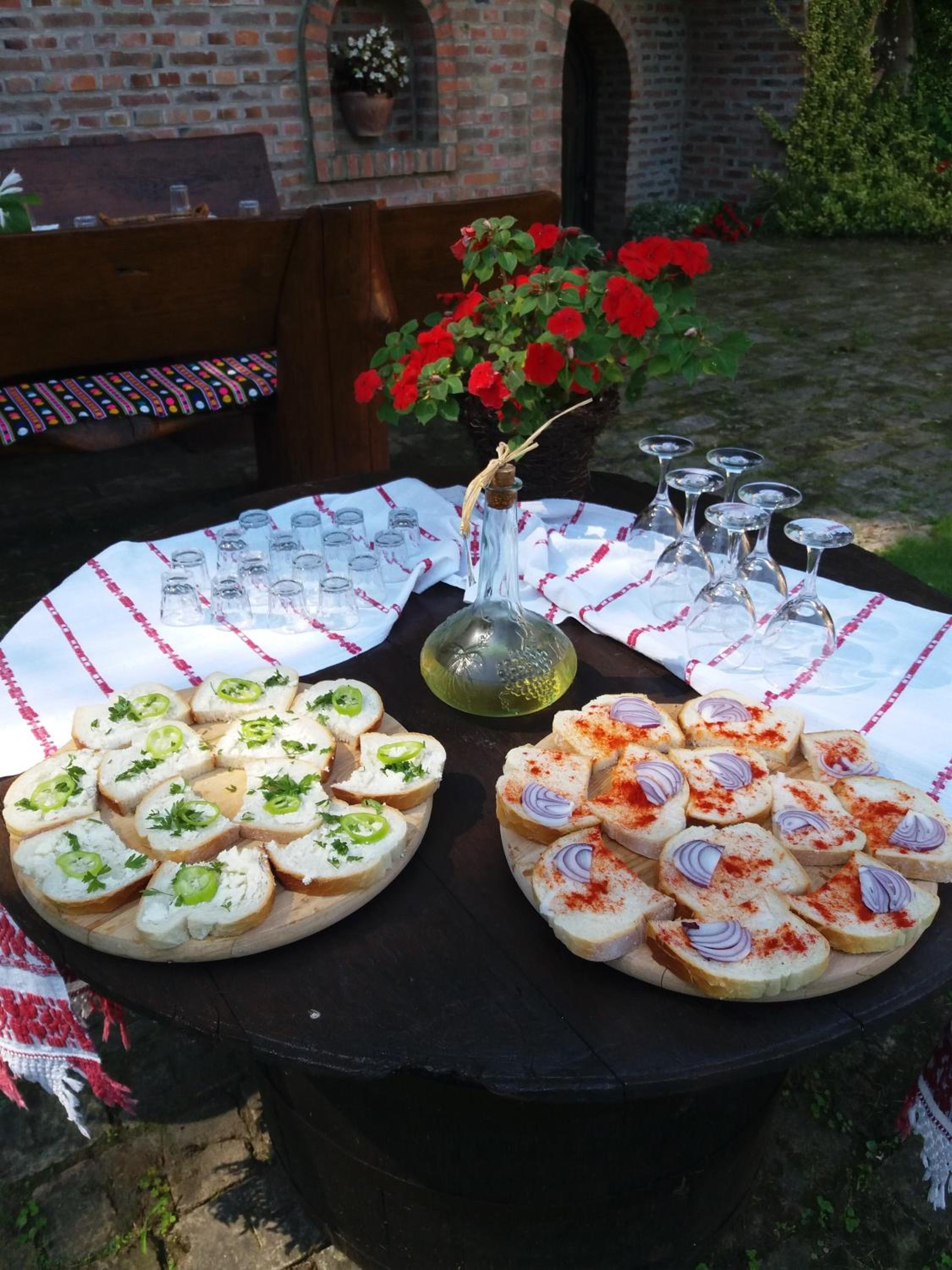 Photo 48