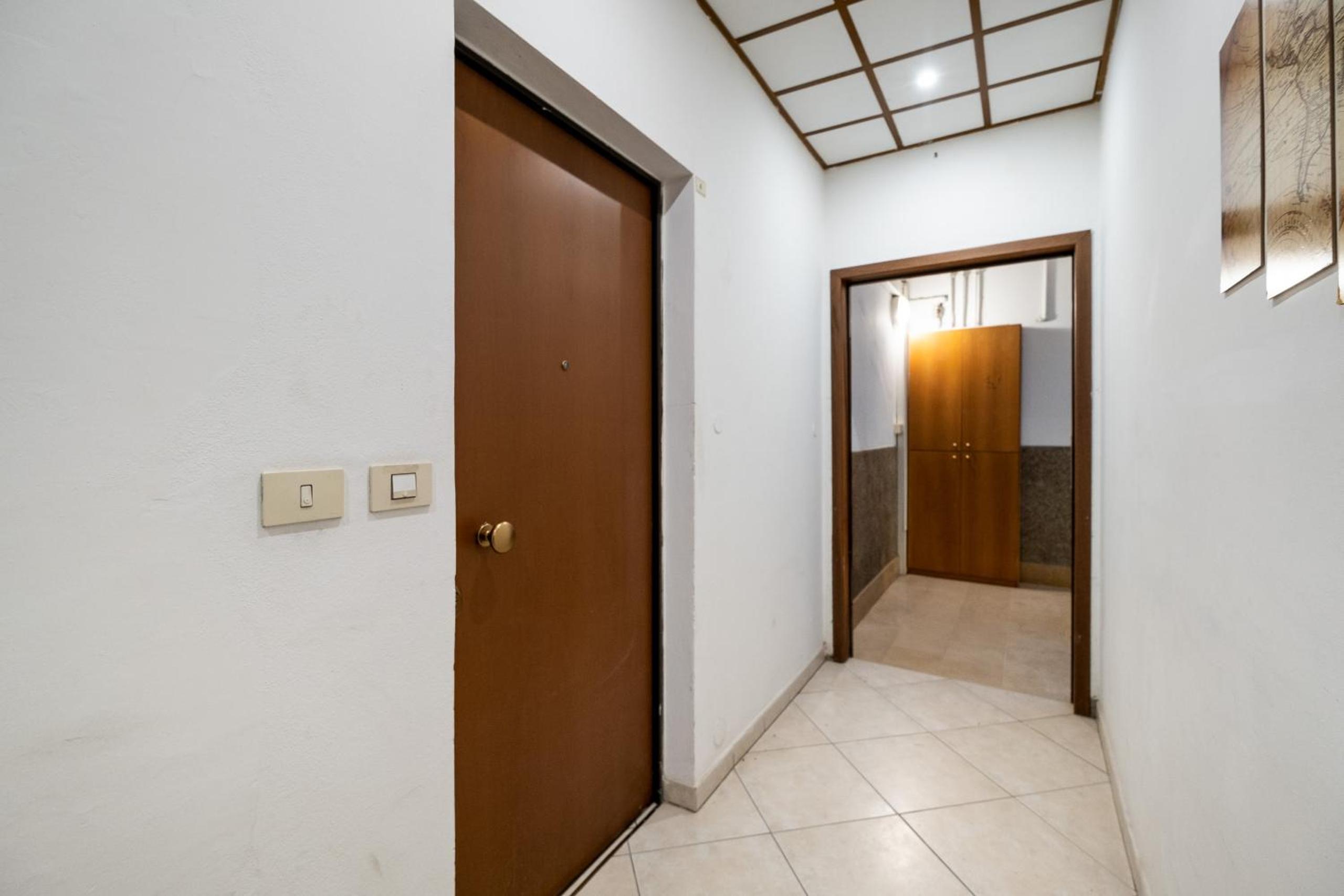 Giorgi Homes - Easy Apartment by Wonderful Italy view 3