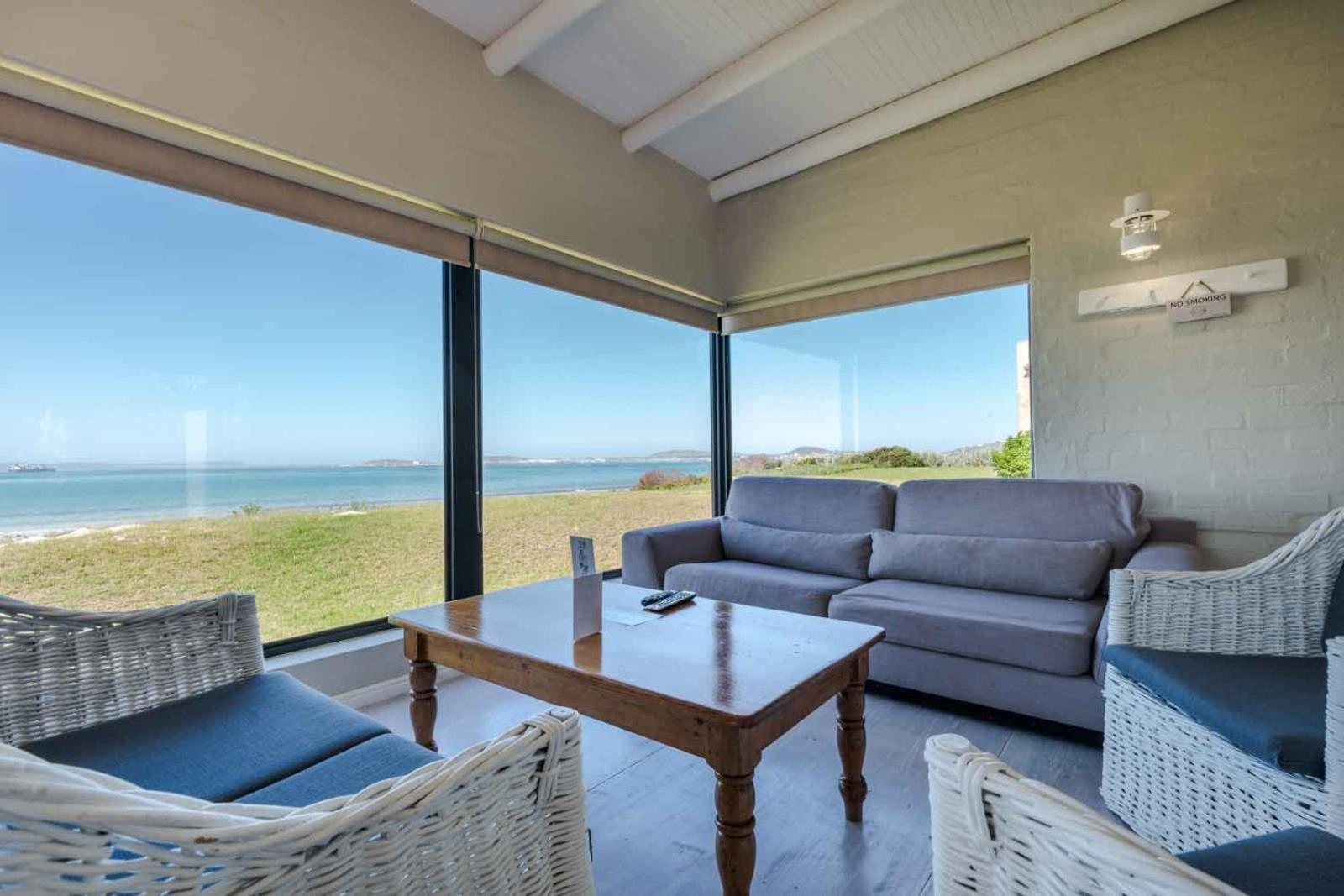 Blue Bay Lodge