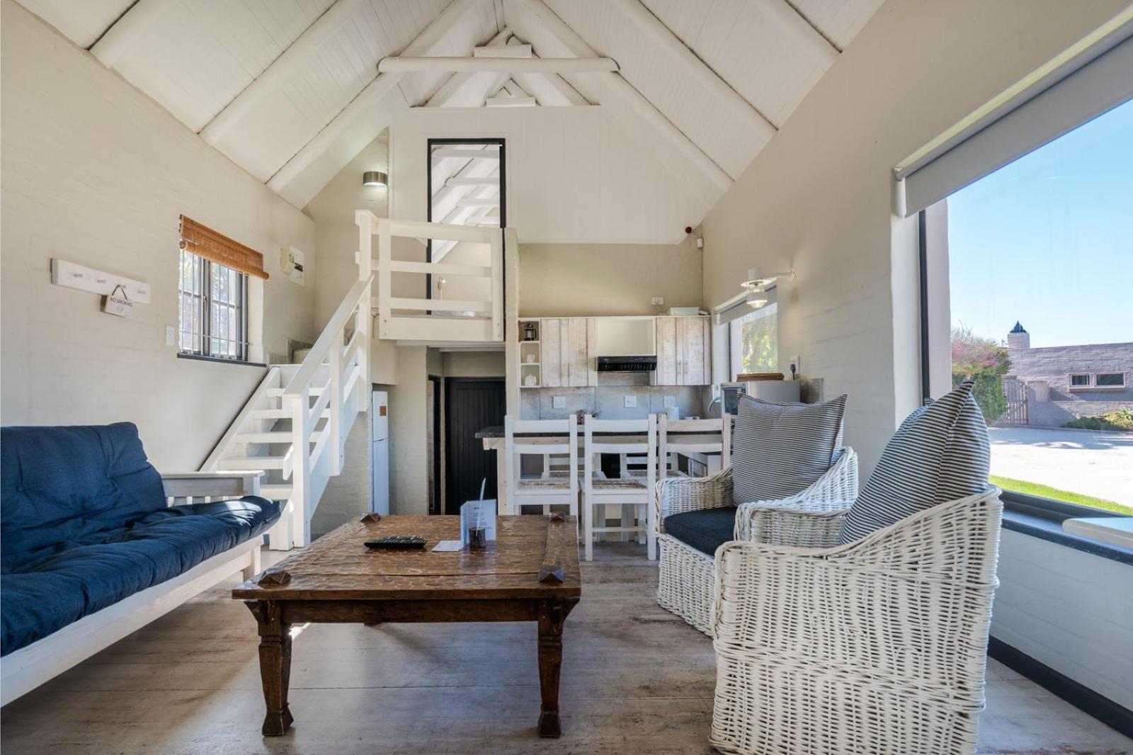 Blue Bay Lodge