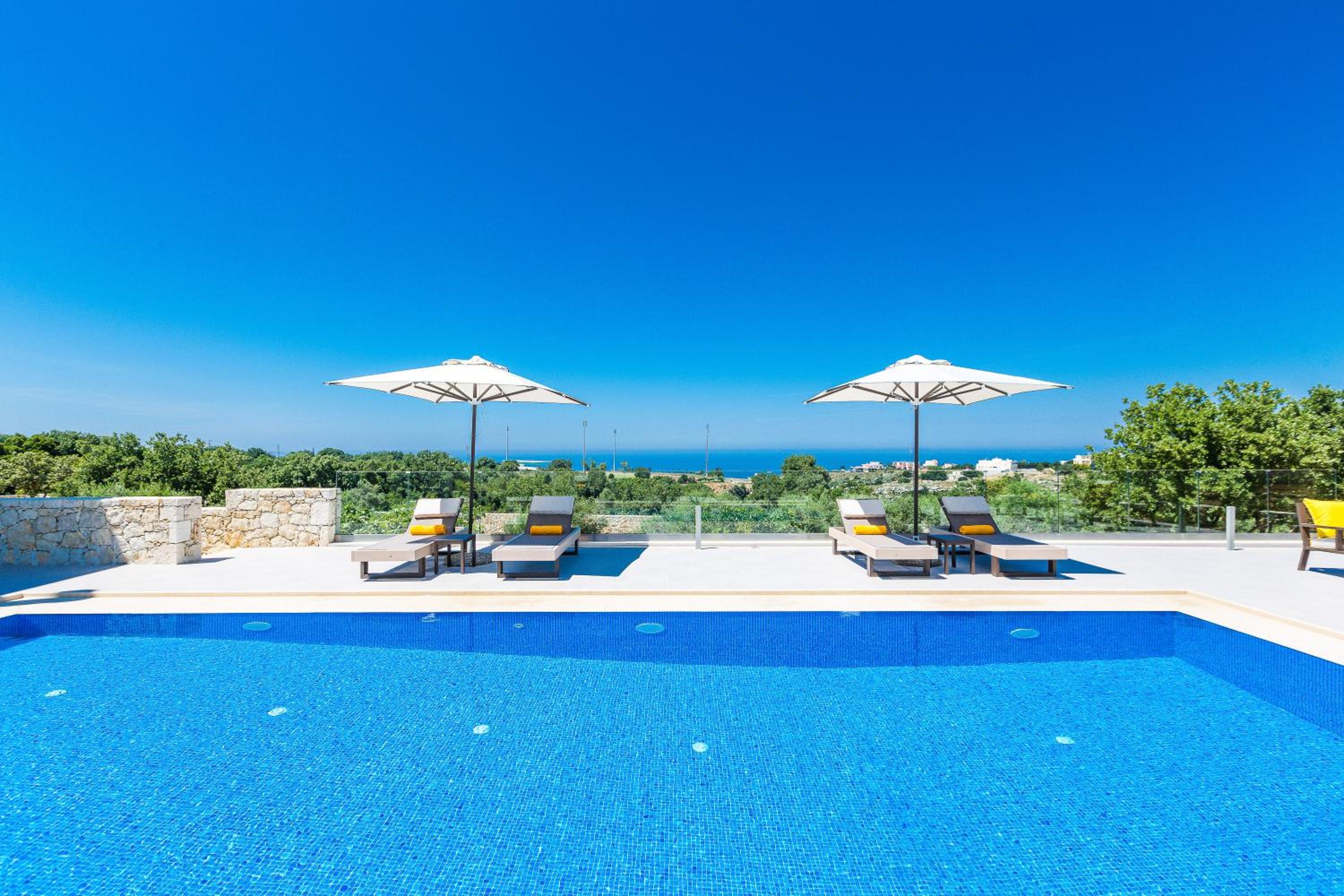 Luxury Cretan Villas with private pools view 5