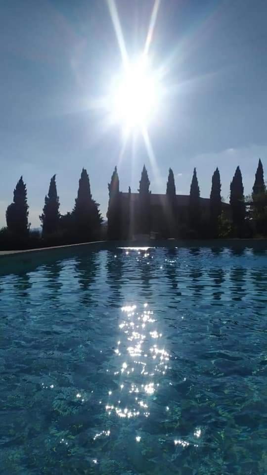 Il Borgo Del Lupo Relax Family Apartments in Tuscany with Restaurant & Swimming Pool