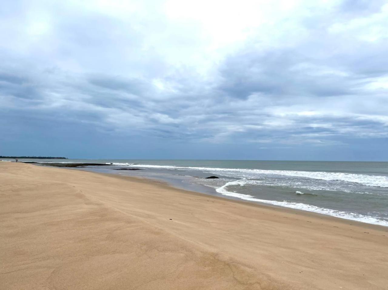 CASA Beira Mar Pé na Areia - Itacimirim Bahia