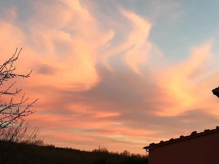 Il Borgo Del Lupo Relax Family Apartments in Tuscany with Restaurant & Swimming Pool