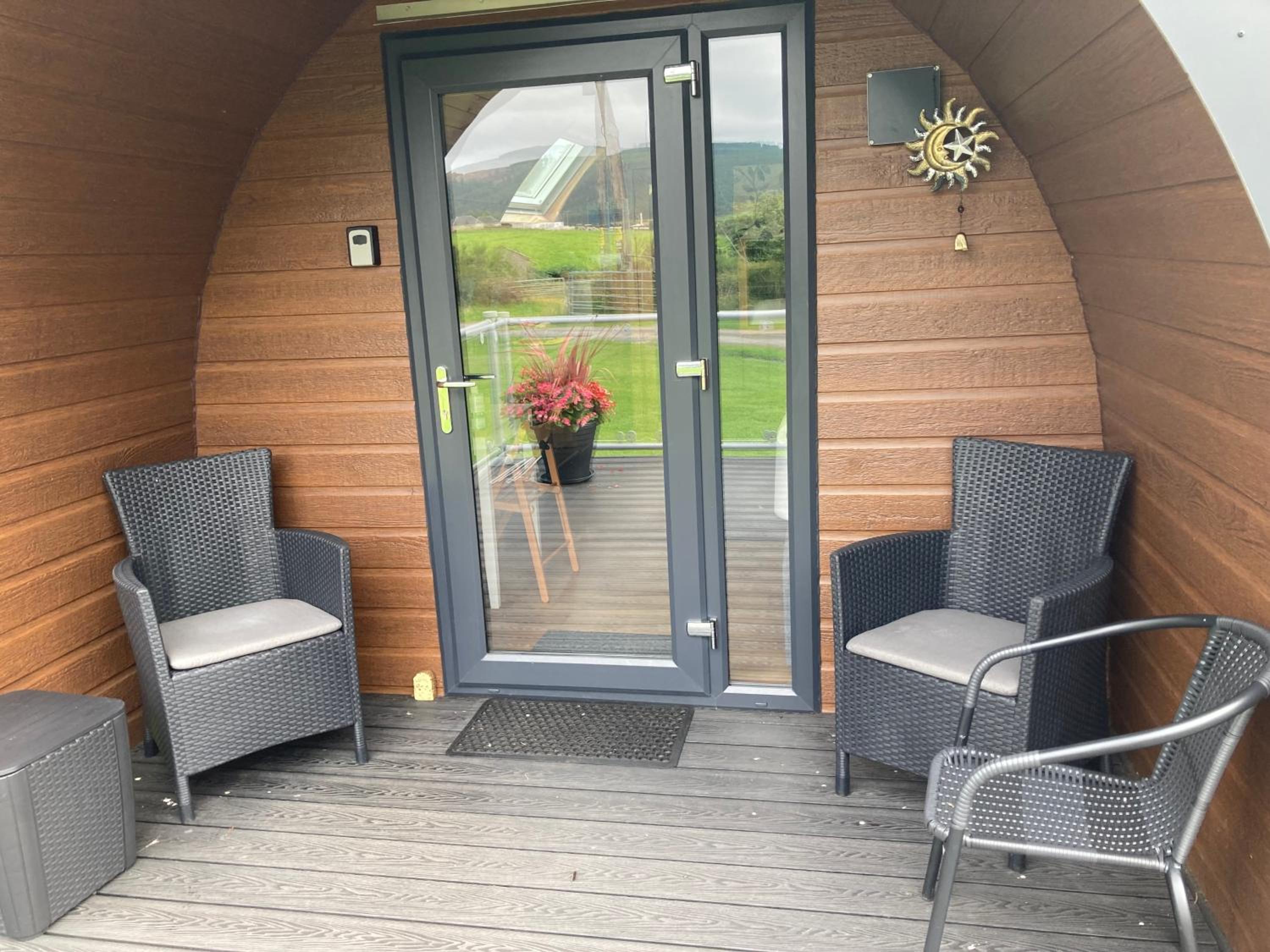 Hotel Robins Nest Glamping Pod with Hot Tub