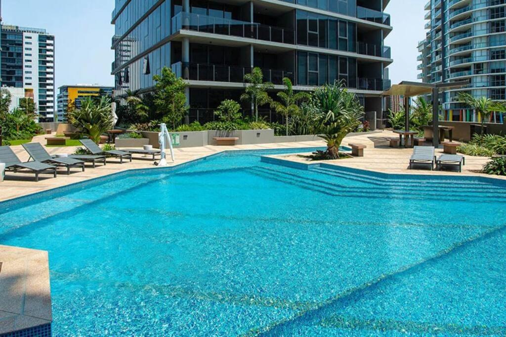 Southbank Apartment with pool Brisbane CBD Hosted by Homestayz
