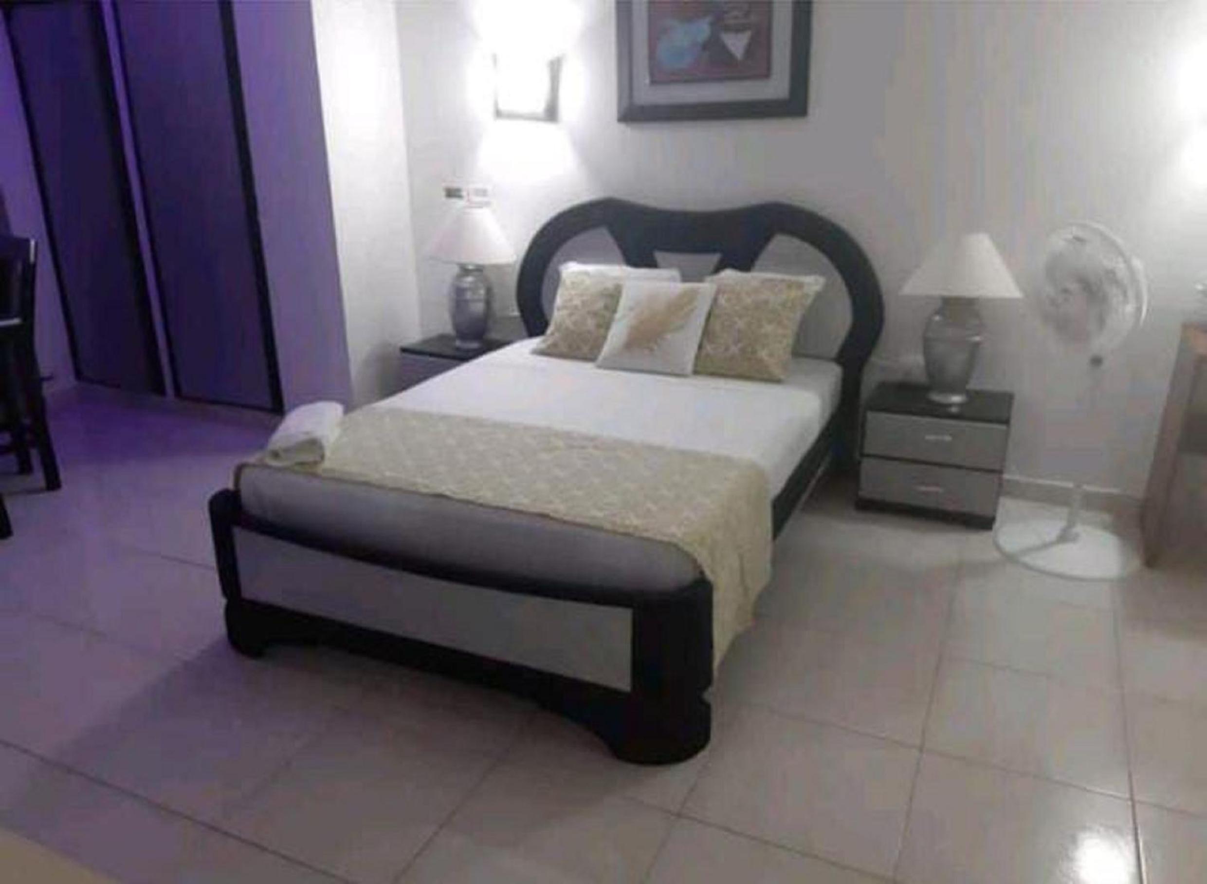 MR1-2G APARTAMENTO BASICO CERCA AL MAR CON AIRE ACONDICIONADO Y WIFi PARA 4 PERSONAS