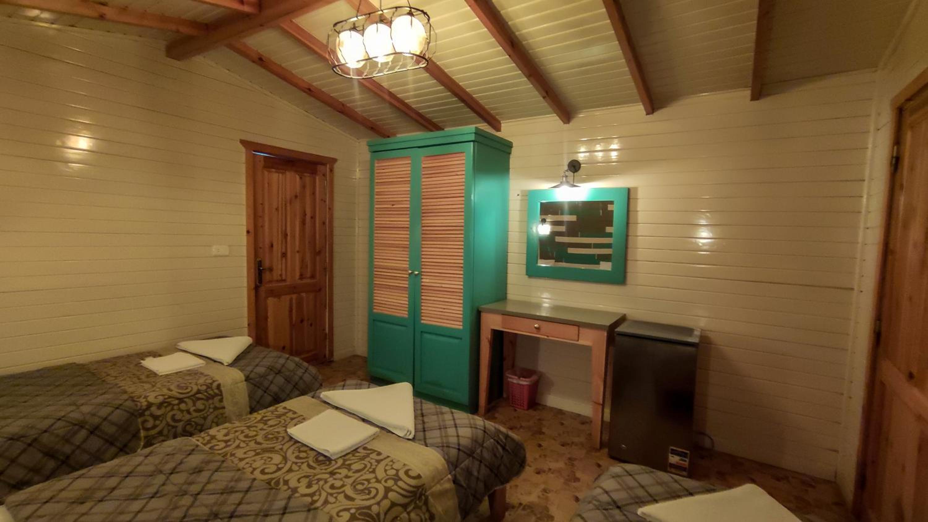 Shams Hotel & Dive Centre