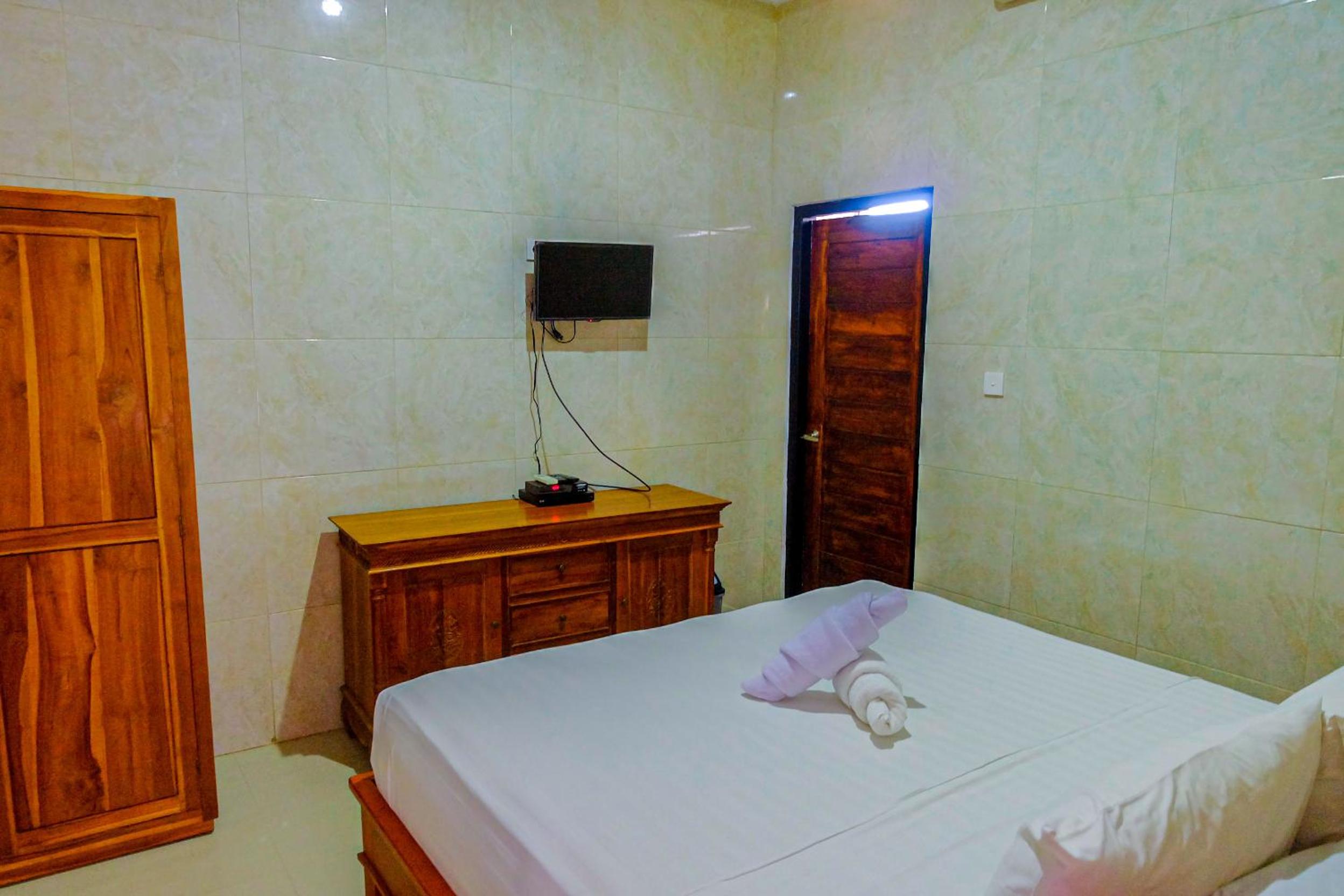 Adi Homestay