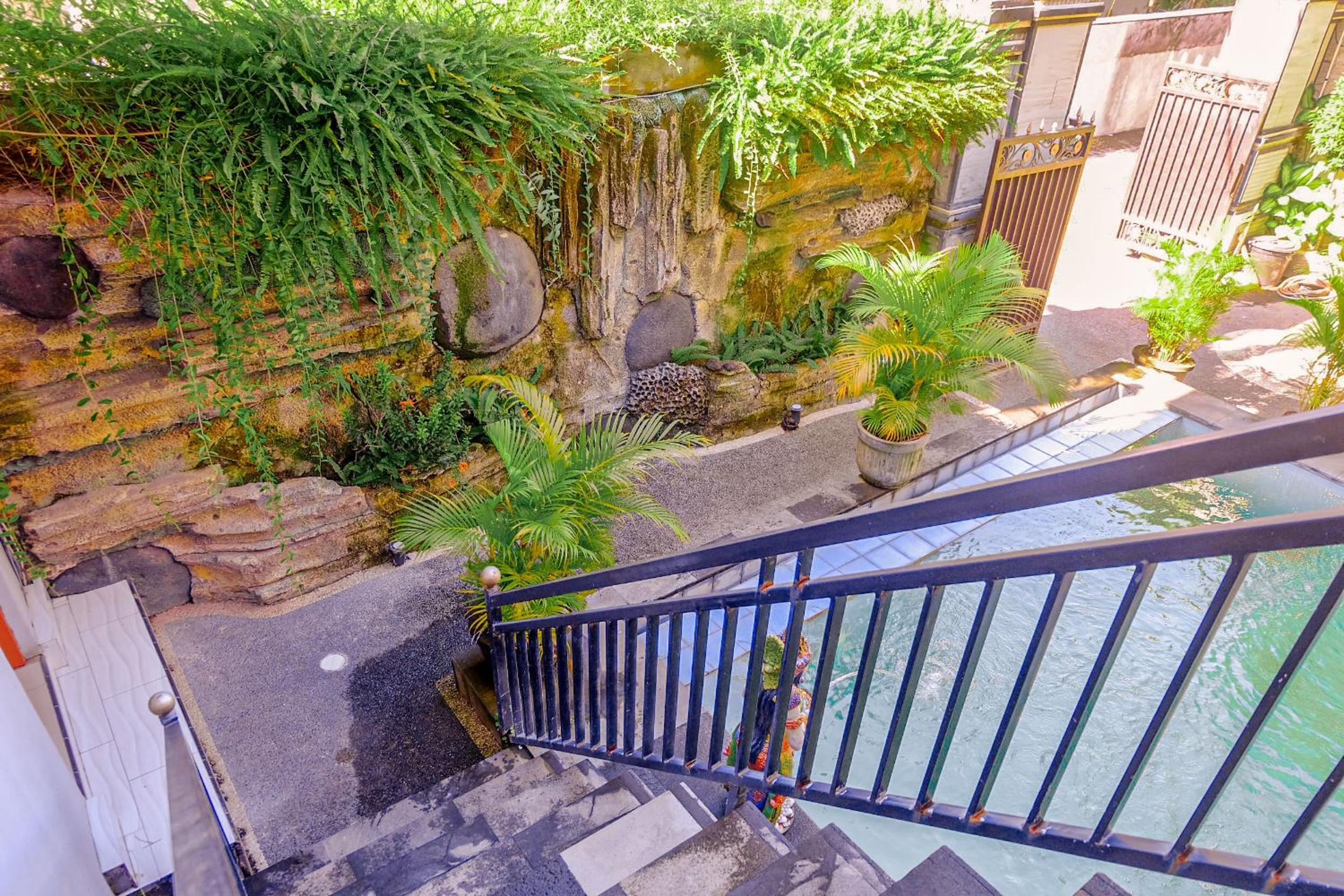 Adi Homestay