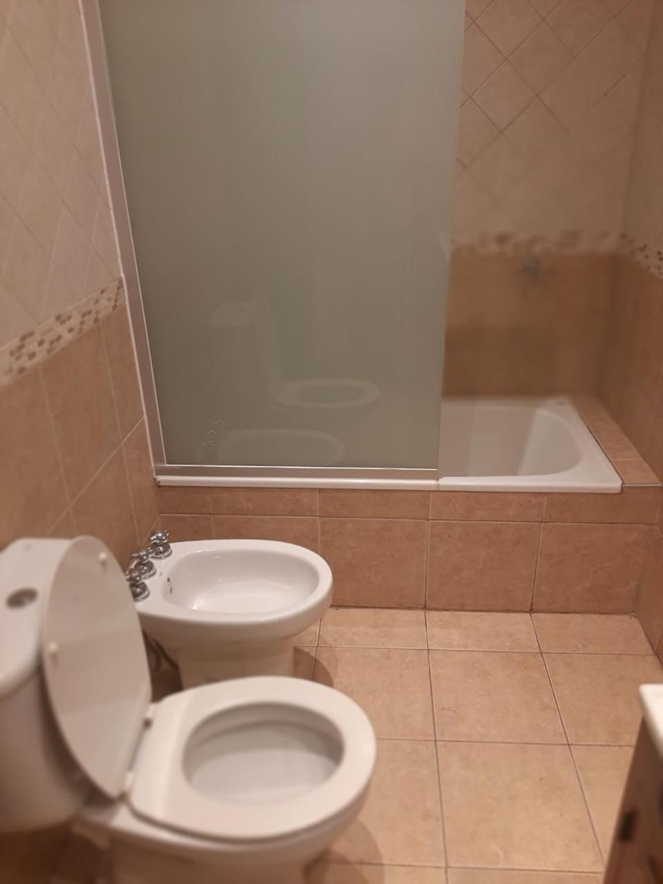 Casa frente al parque San Martín zona residencial