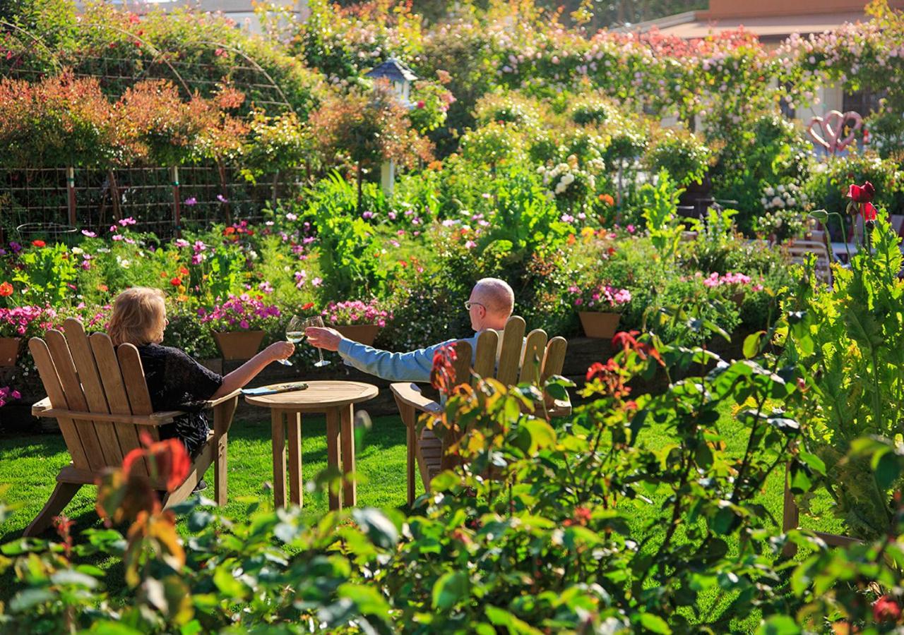 Half Moon Bay Vacations - Mill Rose Inn - Property Image 76