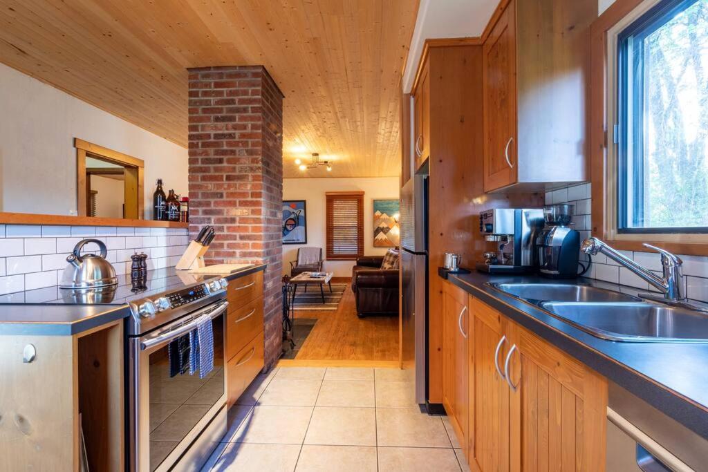 Golden Vacations - Knotty Pine Lodge - Property Image 18