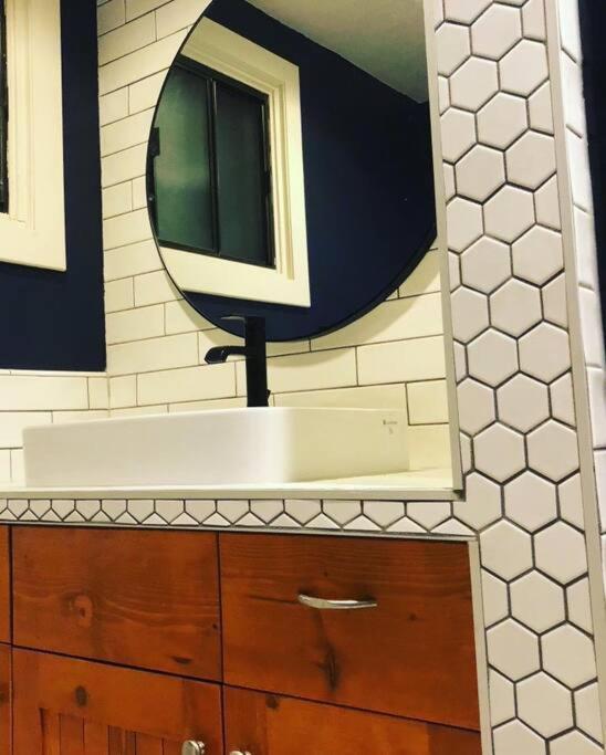 Golden Vacations - Knotty Pine Lodge - Property Image 6