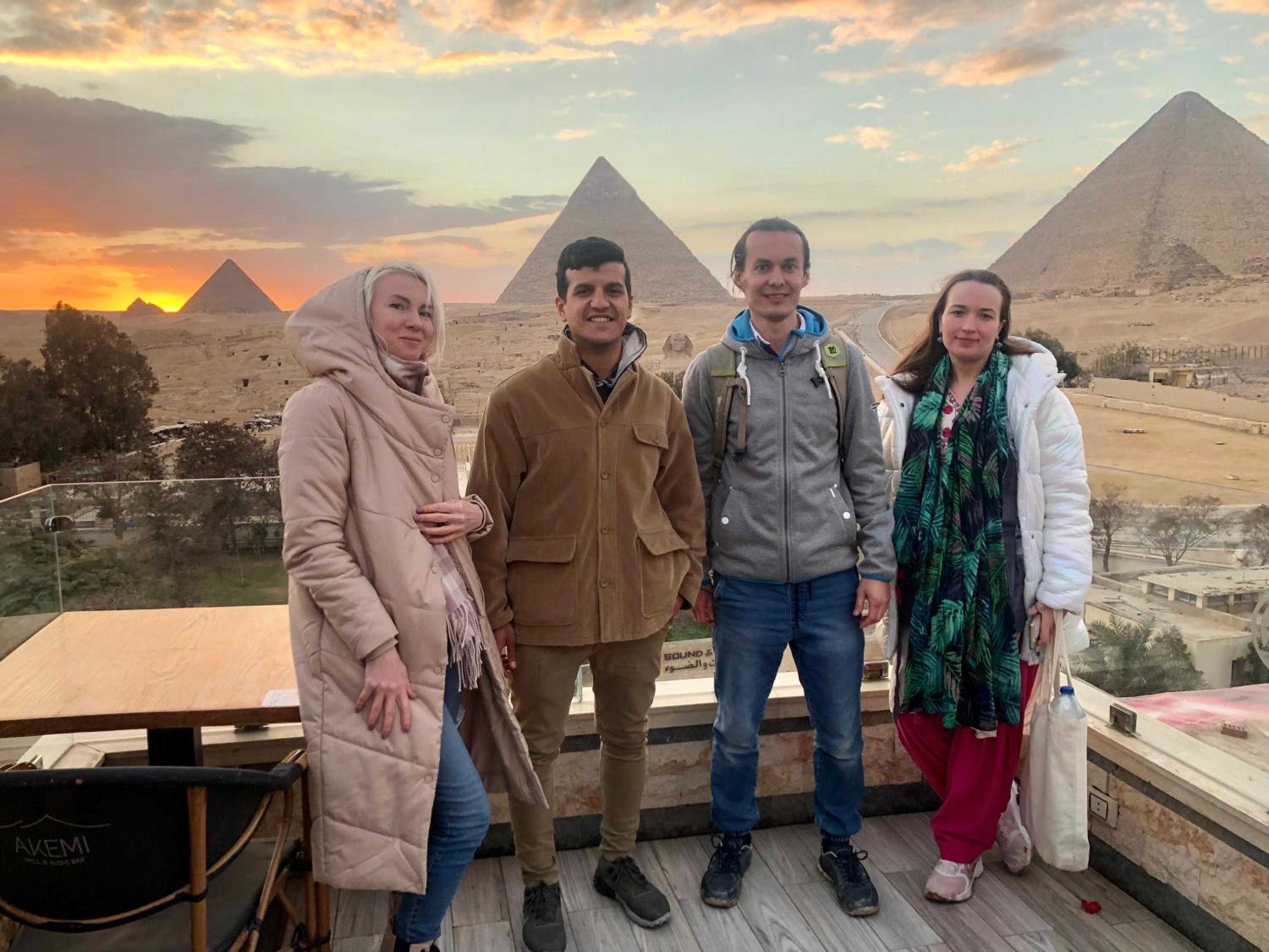 Life Pyramids Inn