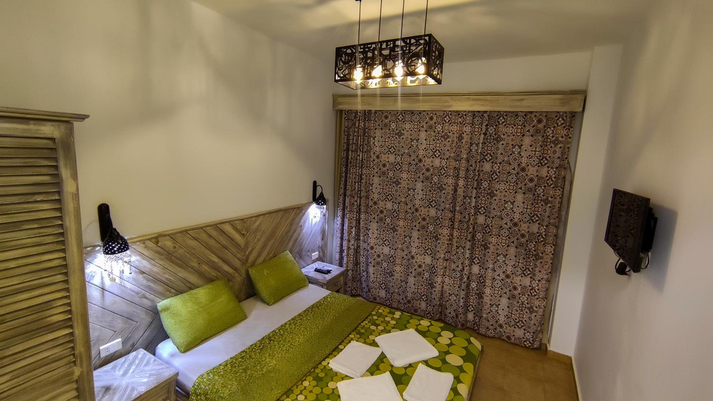 Shams Hotel & Dive Centre