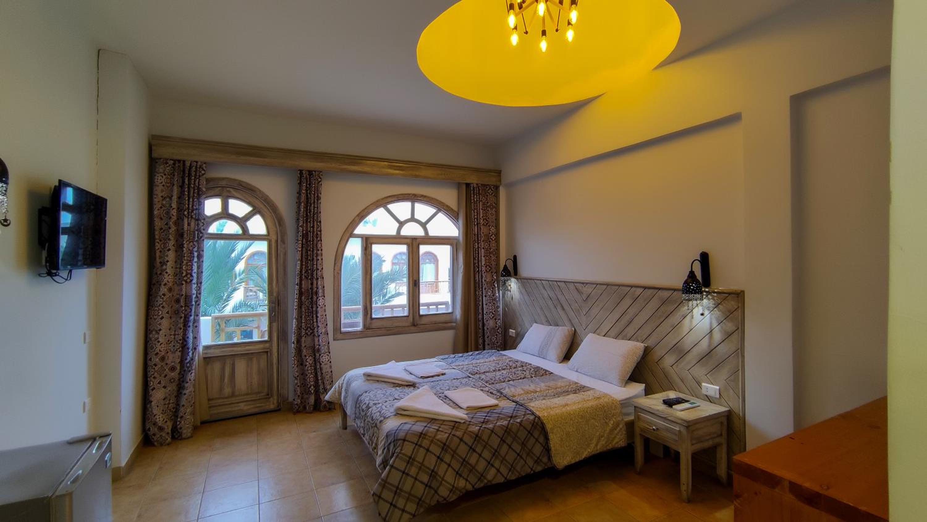 Shams Hotel & Dive Centre
