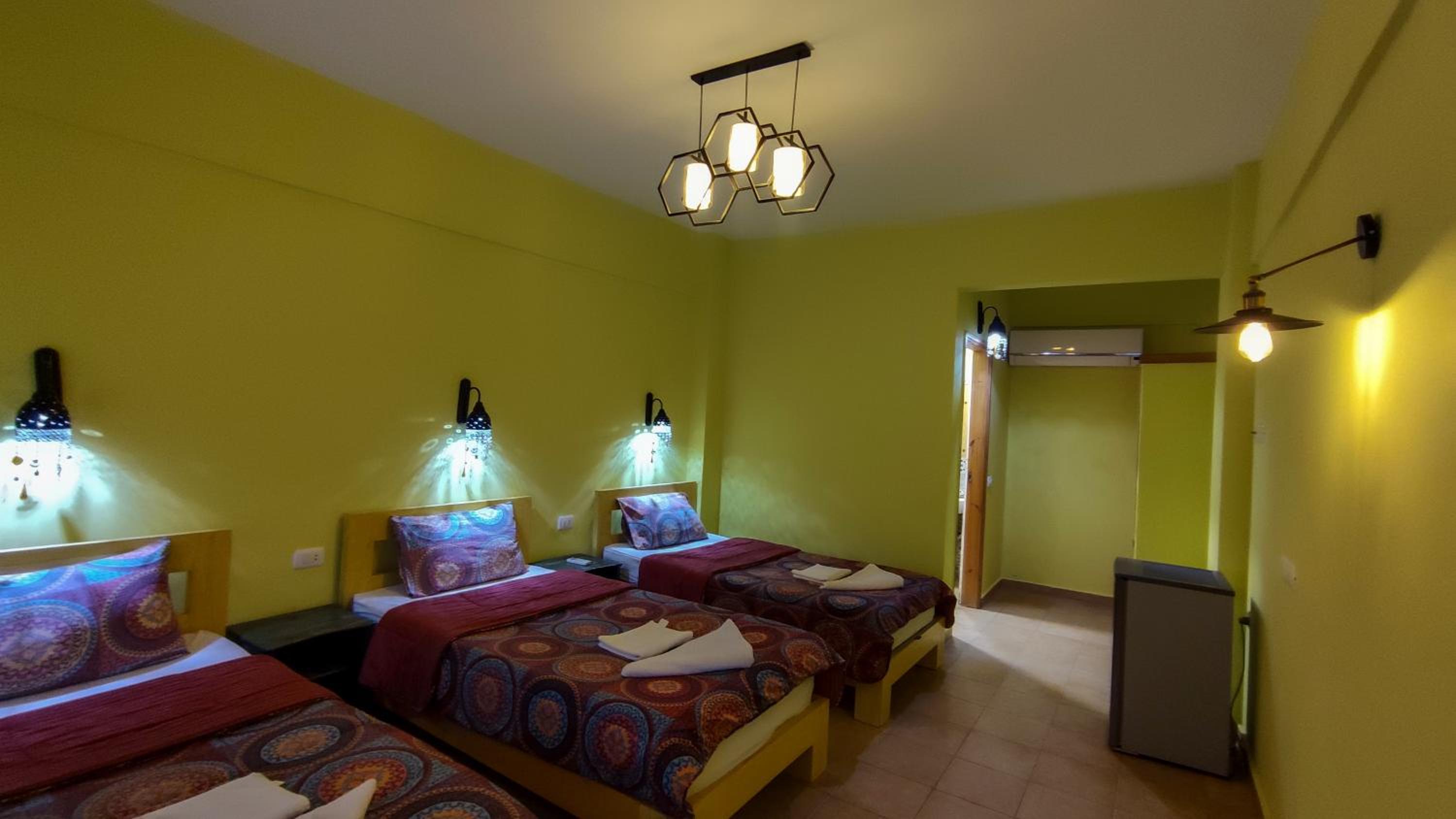Shams Hotel & Dive Centre