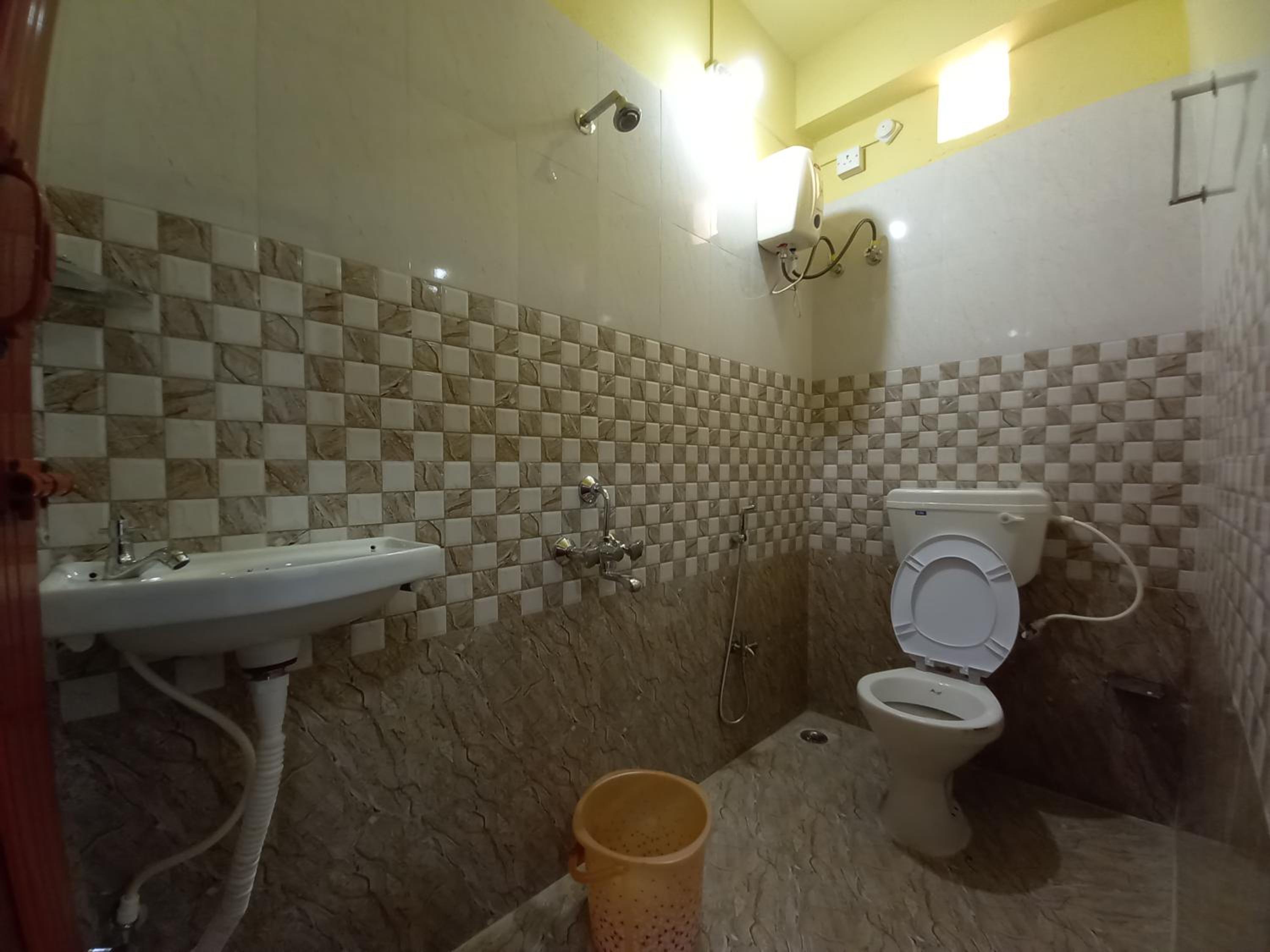 Photo 16