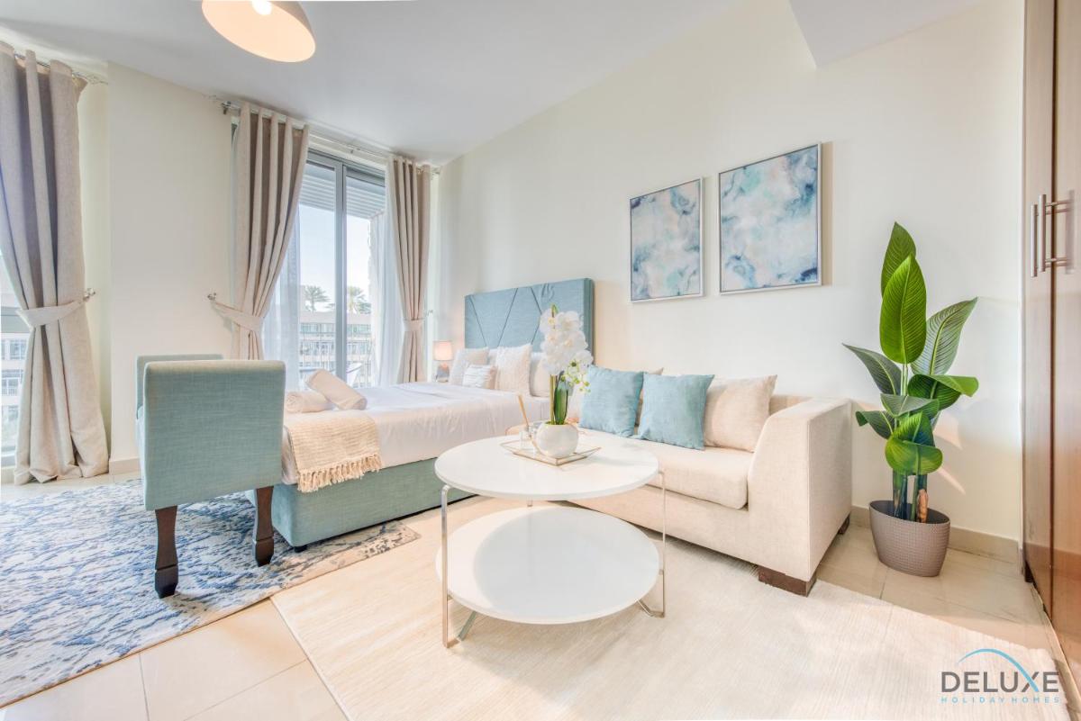 Exquisite Studio at Standpoint Tower Downtown Dubai by Deluxe Holiday Homes