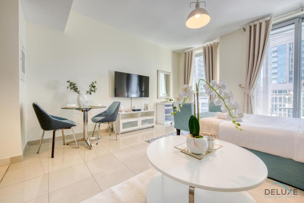 Exquisite Studio at Standpoint Tower Downtown Dubai by Deluxe Holiday Homes