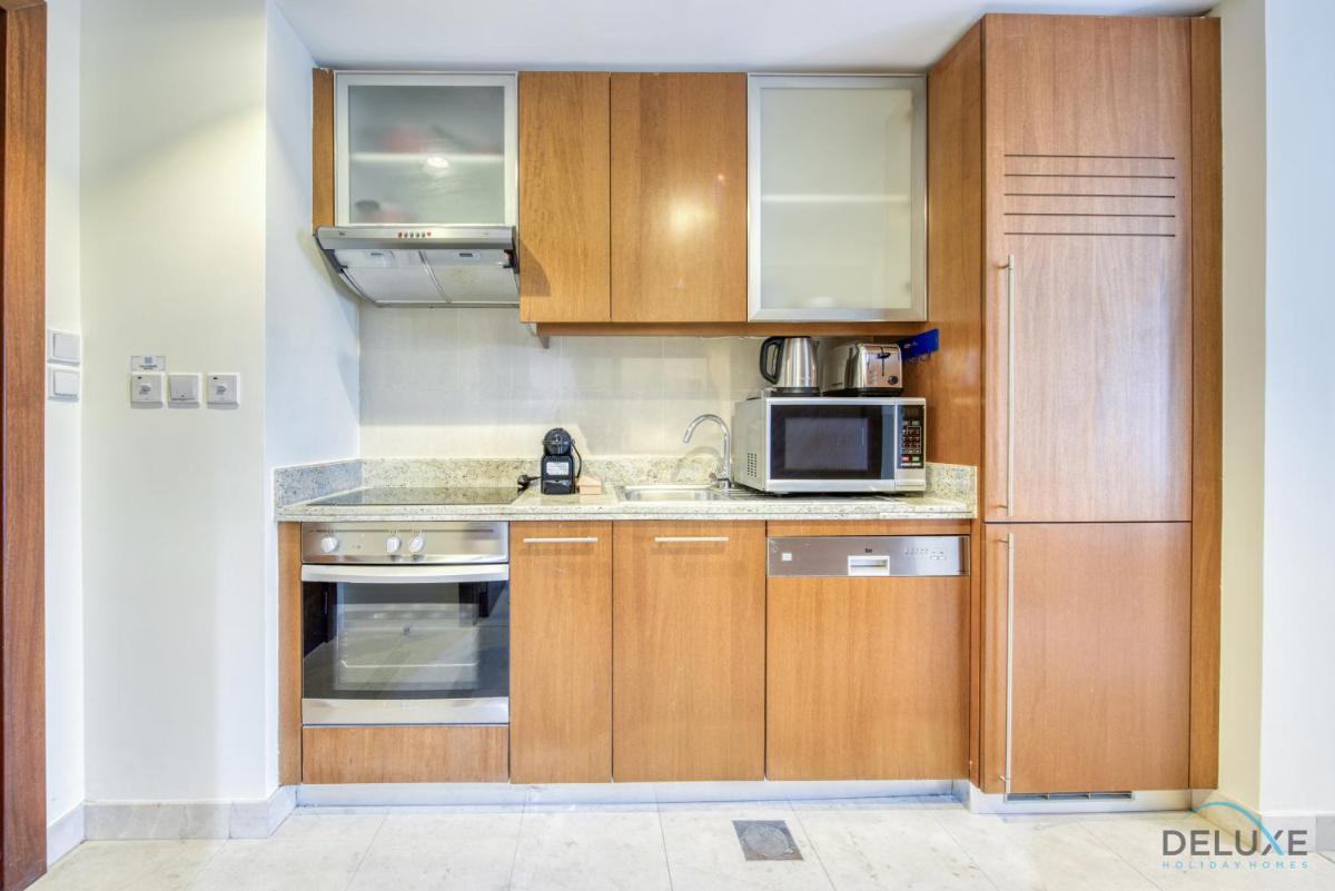 Exquisite Studio at Standpoint Tower Downtown Dubai by Deluxe Holiday Homes