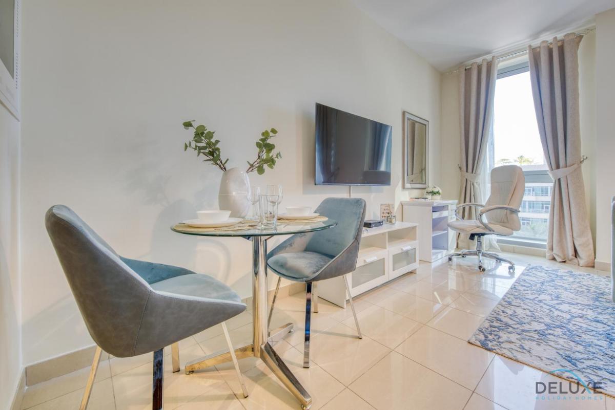 Exquisite Studio at Standpoint Tower Downtown Dubai by Deluxe Holiday Homes