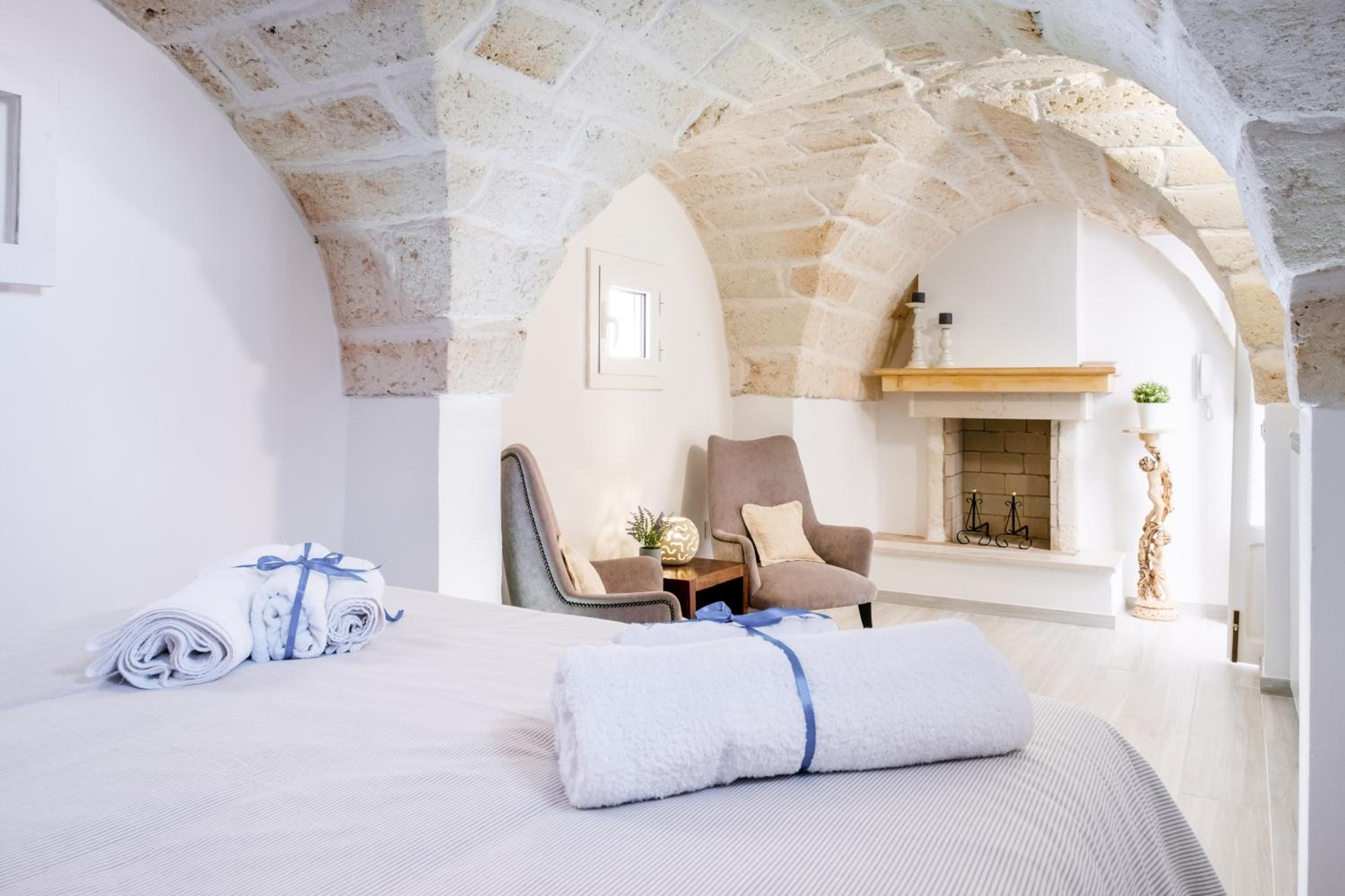 GuestHost - Sogno Ostunese Terrace Apartment view 5