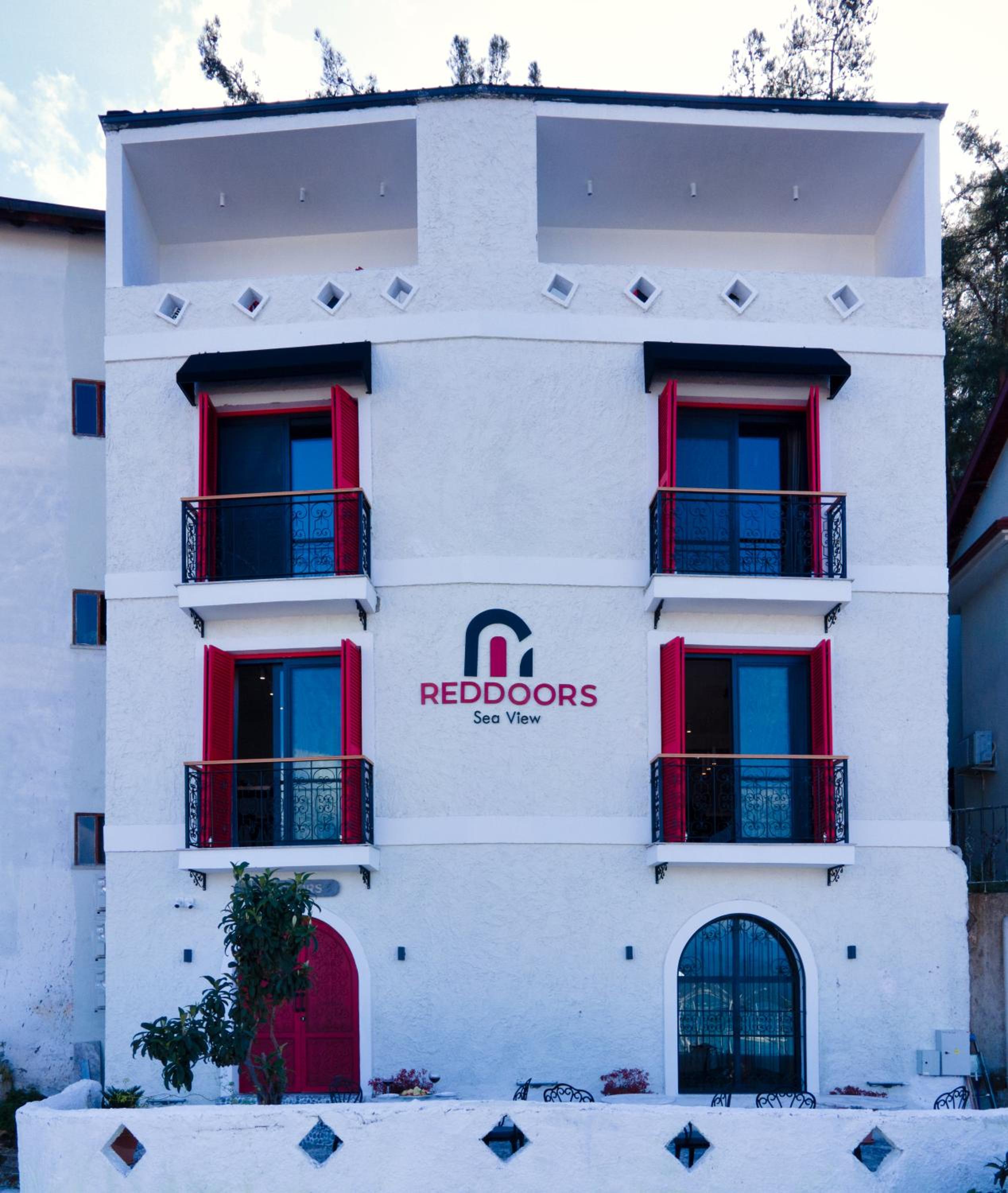 Reddoors Suites Deniz Manzaralı - Image 52