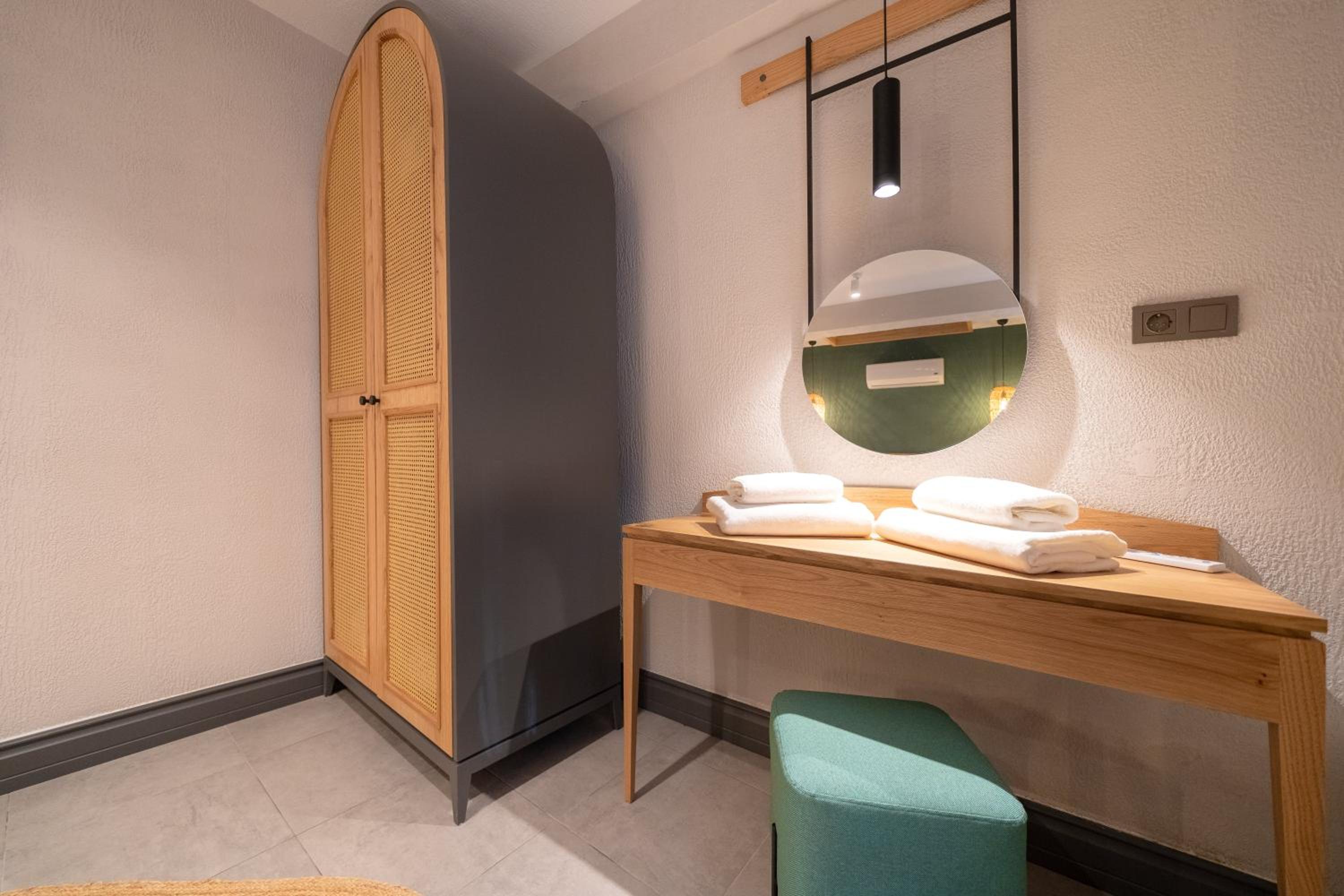 Reddoors Suites Deniz Manzaralı - Image 38
