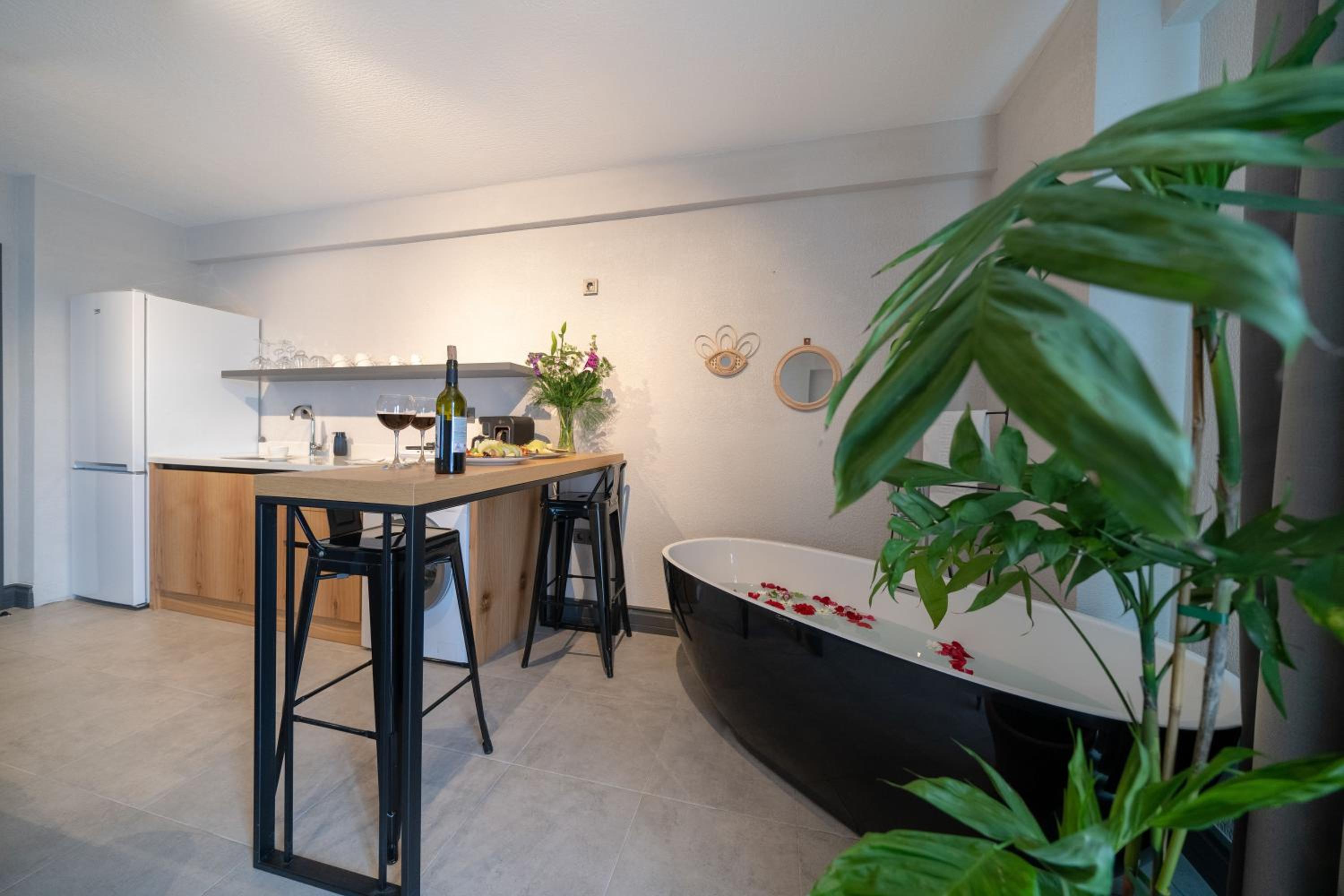 Reddoors Suites Deniz Manzaralı - Image 54