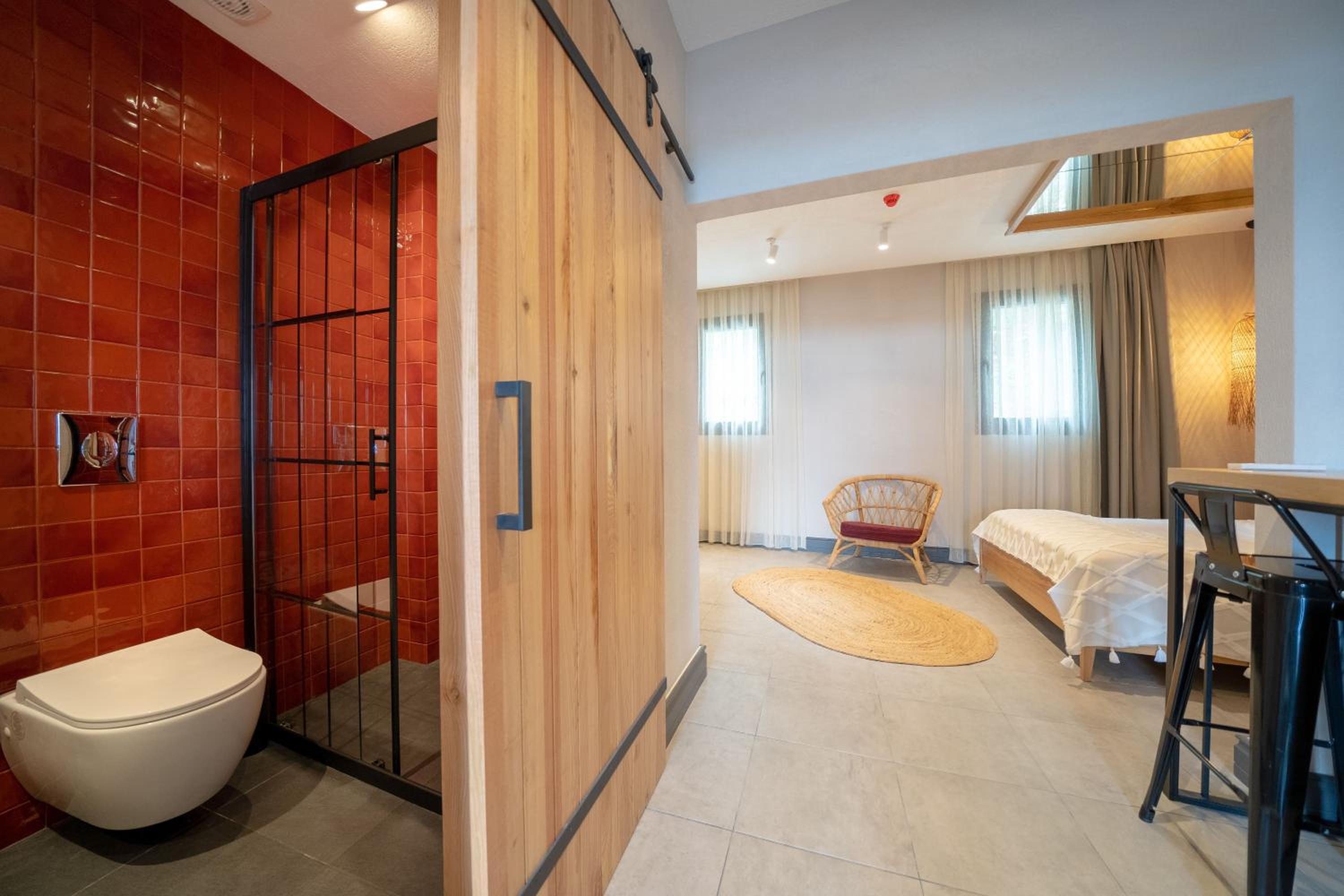 Reddoors Suites Deniz Manzaralı - Image 23
