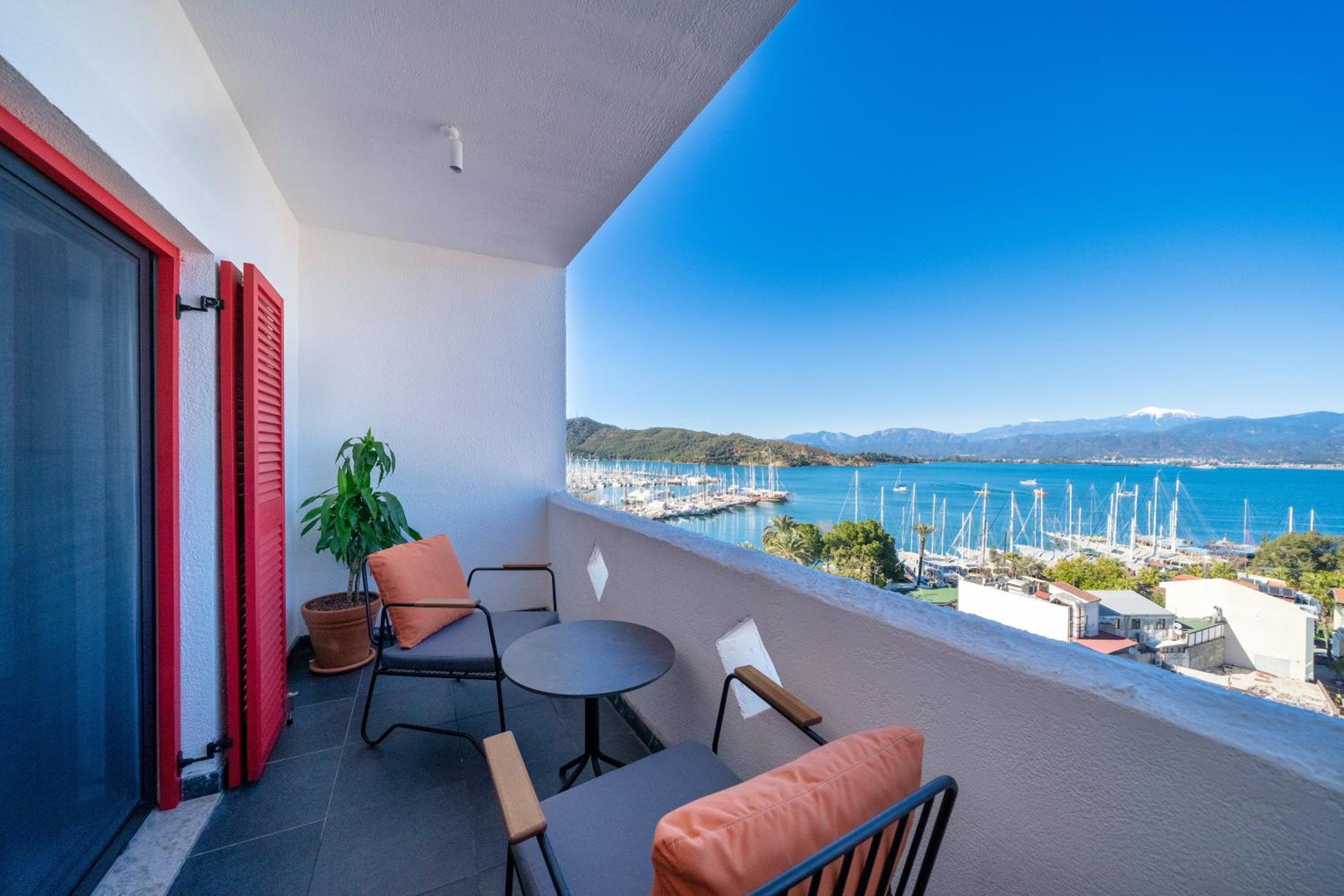 Reddoors Suites Deniz Manzaralı - Image 5