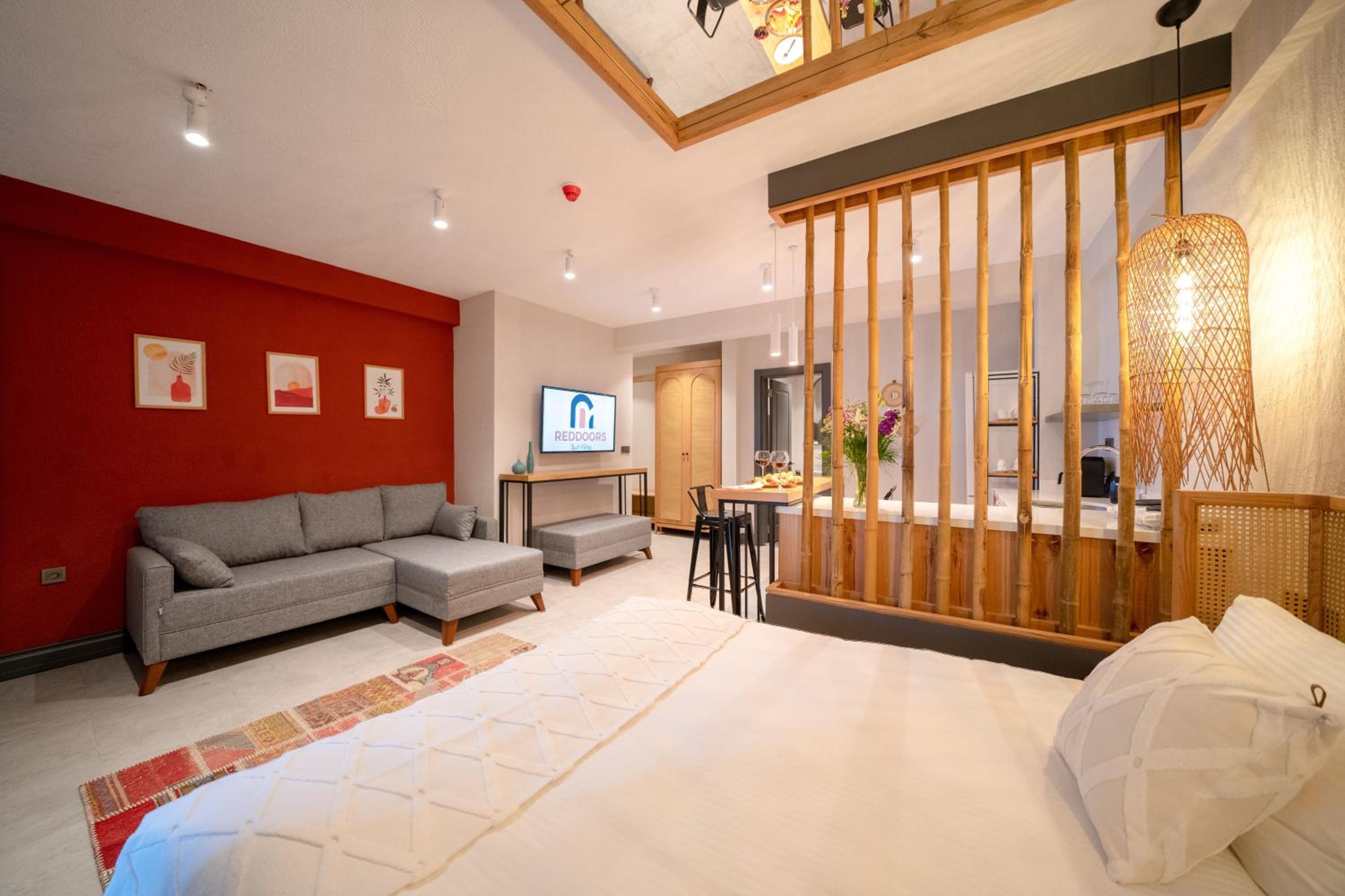 Reddoors Suites Deniz Manzaralı - Image 8